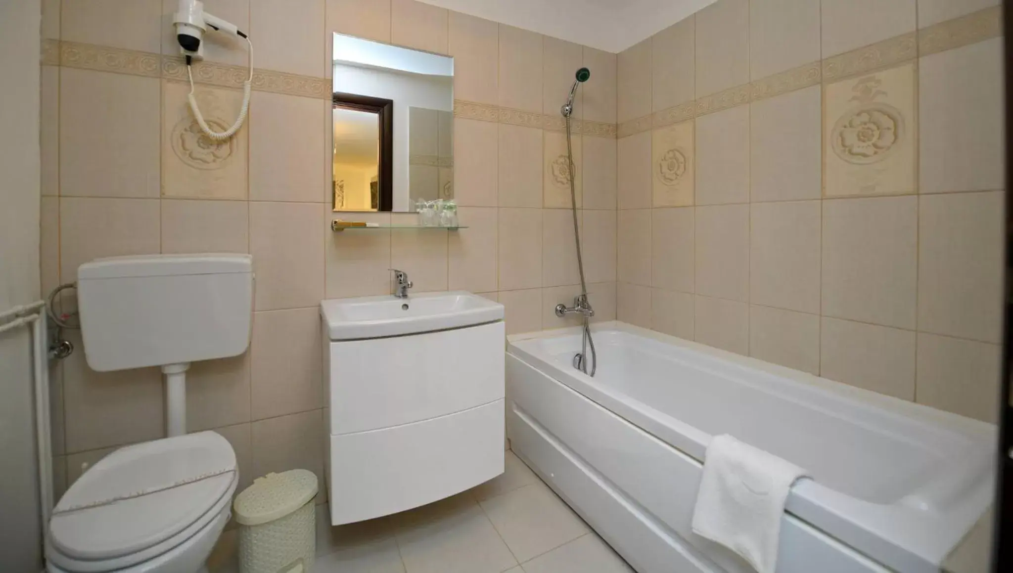 Superior Double Room in Vip Motel Restaurant Superior Double Room in Vip Motel Restaurant