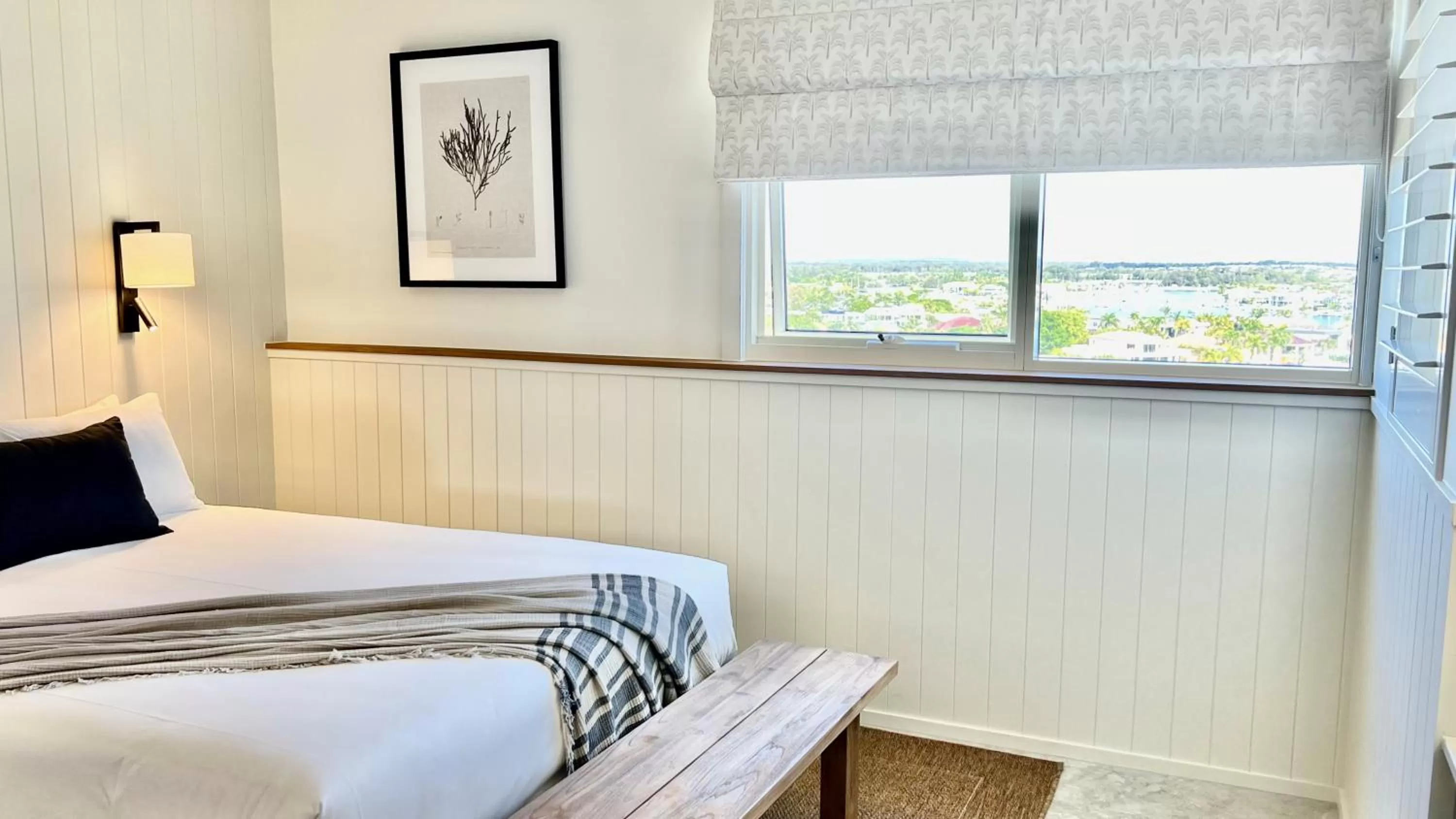 Bedroom, Bed in 84 The Spit Holiday Apartments