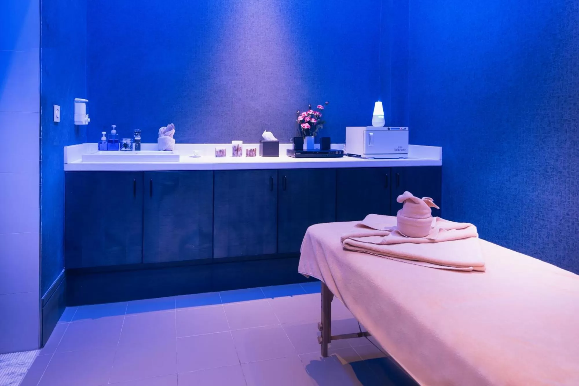 Property building in Ayla Bawadi Hotel & Mall