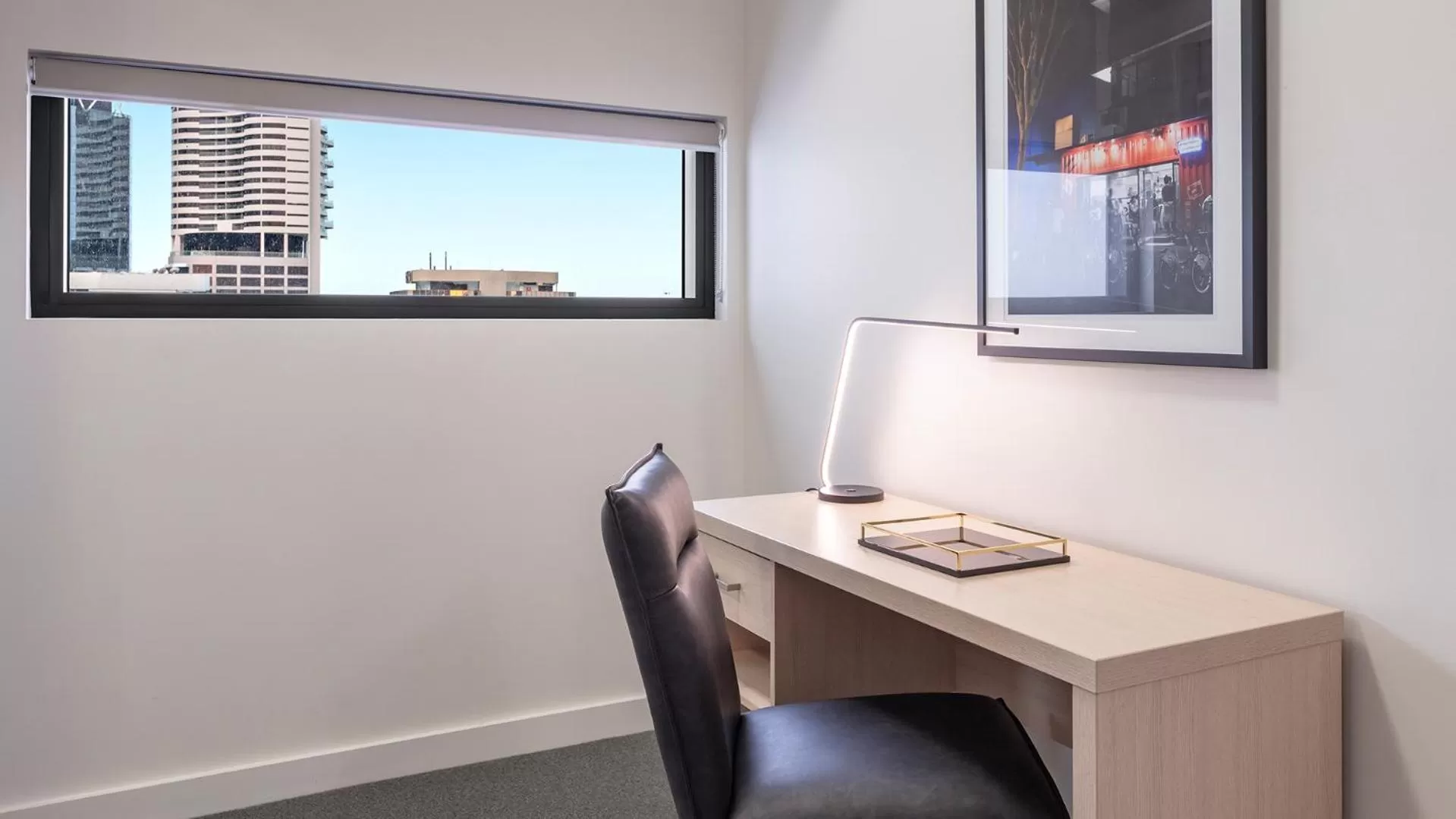 Area and facilities in Oaks Brisbane on Charlotte Suites