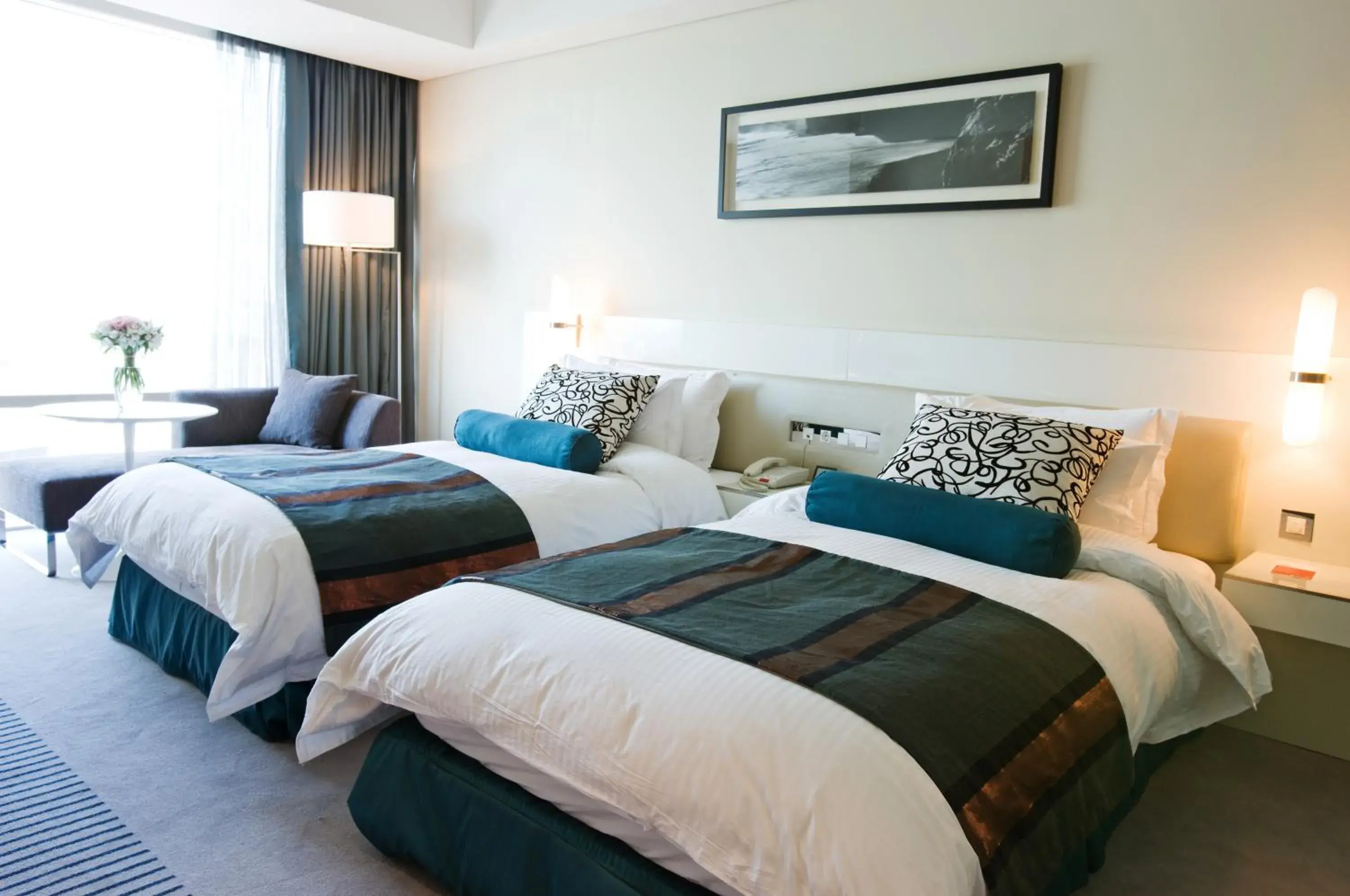 Deluxe Twin Room in Ramada Plaza by Wyndham Suwon Deluxe Twin Room in Ramada Plaza by Wyndham Suwon