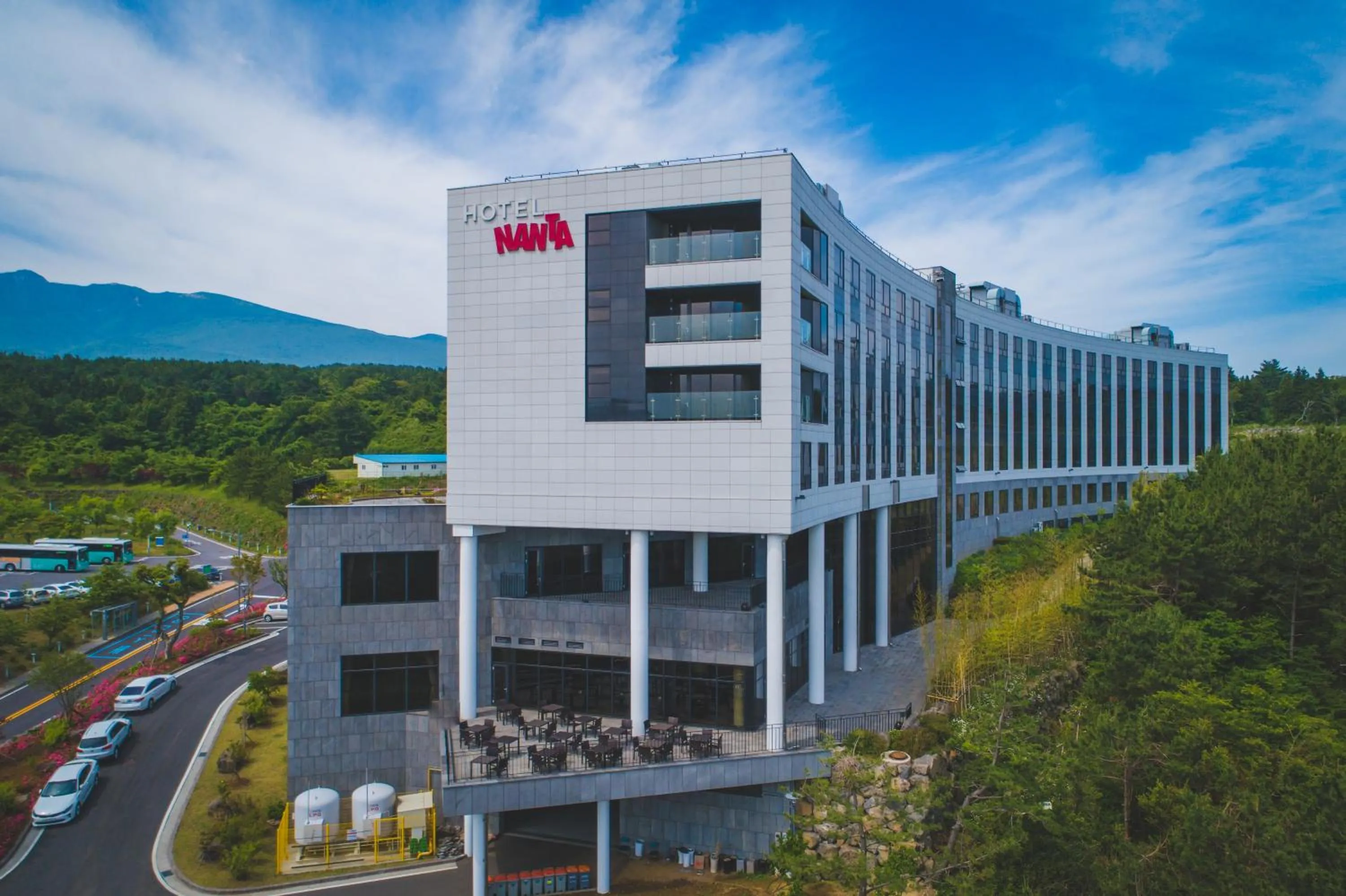 Property building in Hotel Nanta Jeju