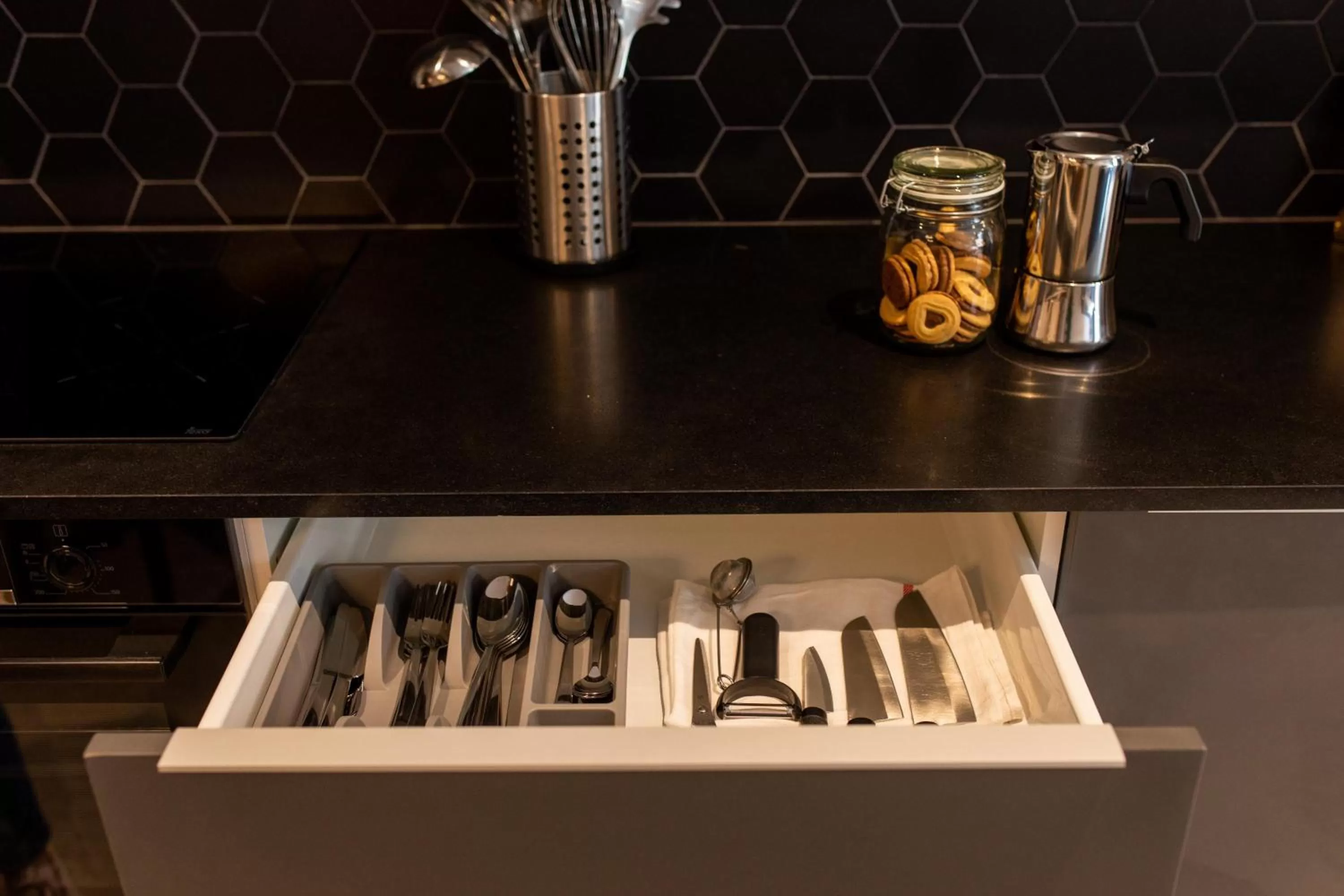 Coffee/tea facilities in Ramirez Flats Valencia