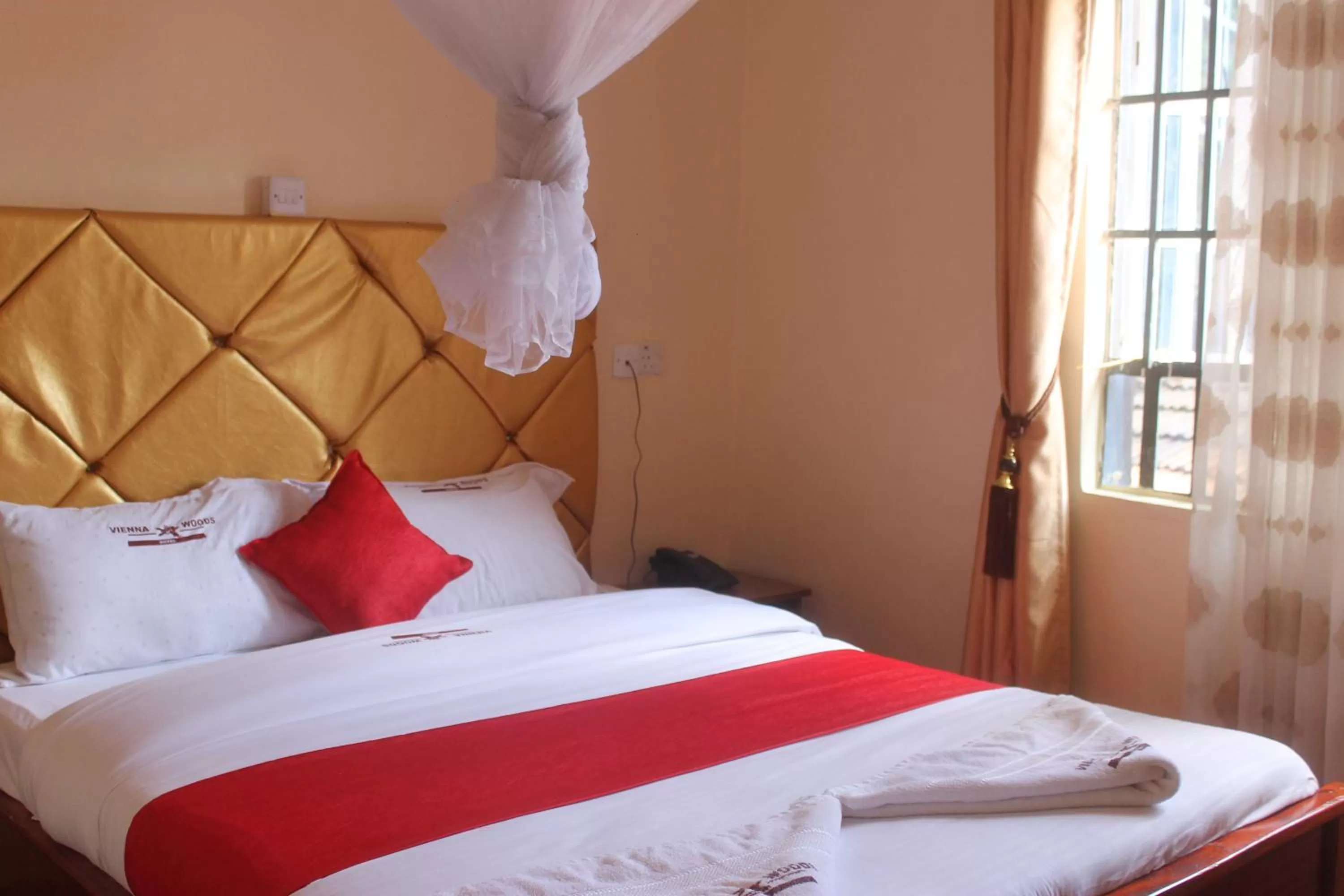 Bed in Vienna Woods Hotel Nakuru