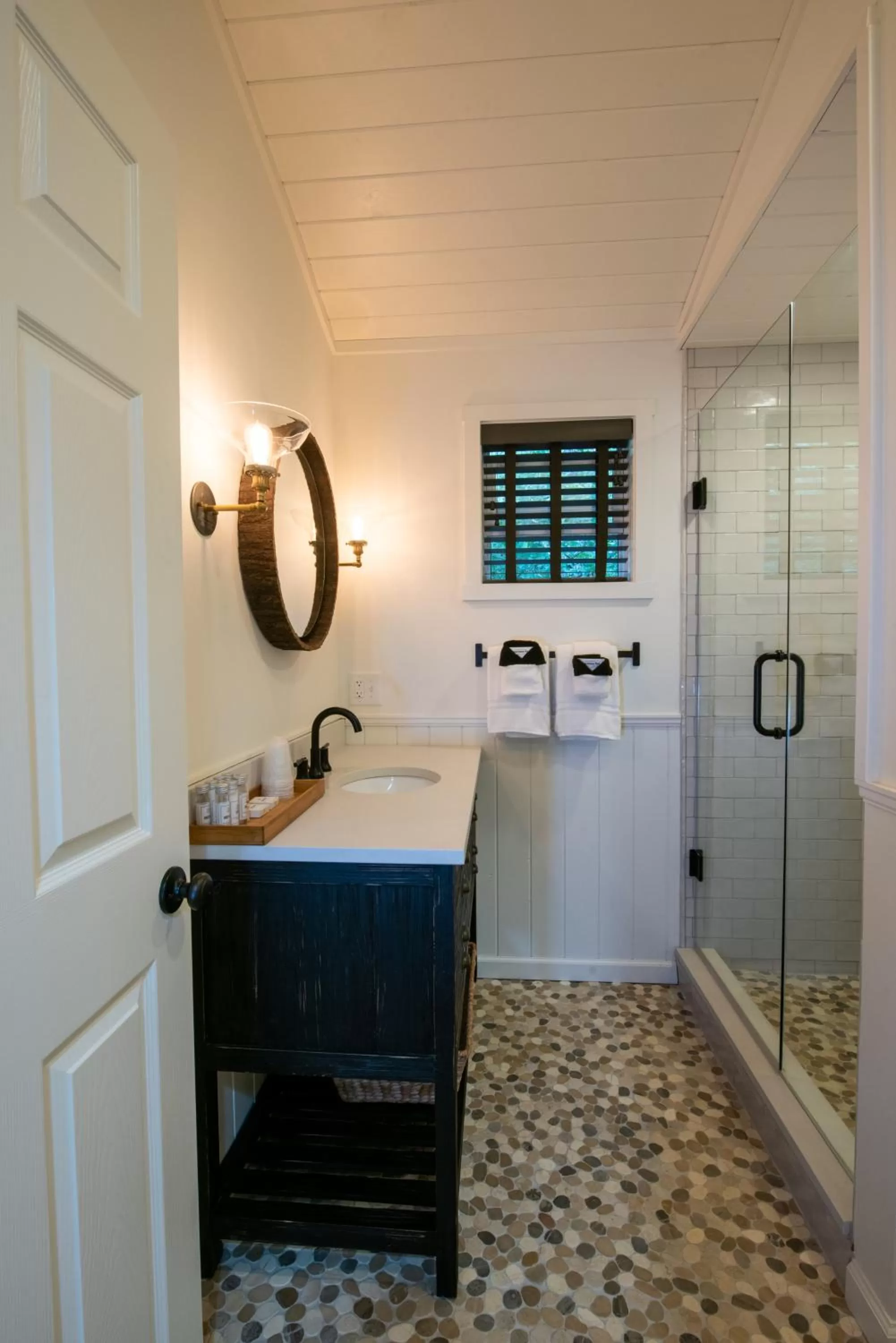 Bathroom in Dahlonega Resort and Vineyard