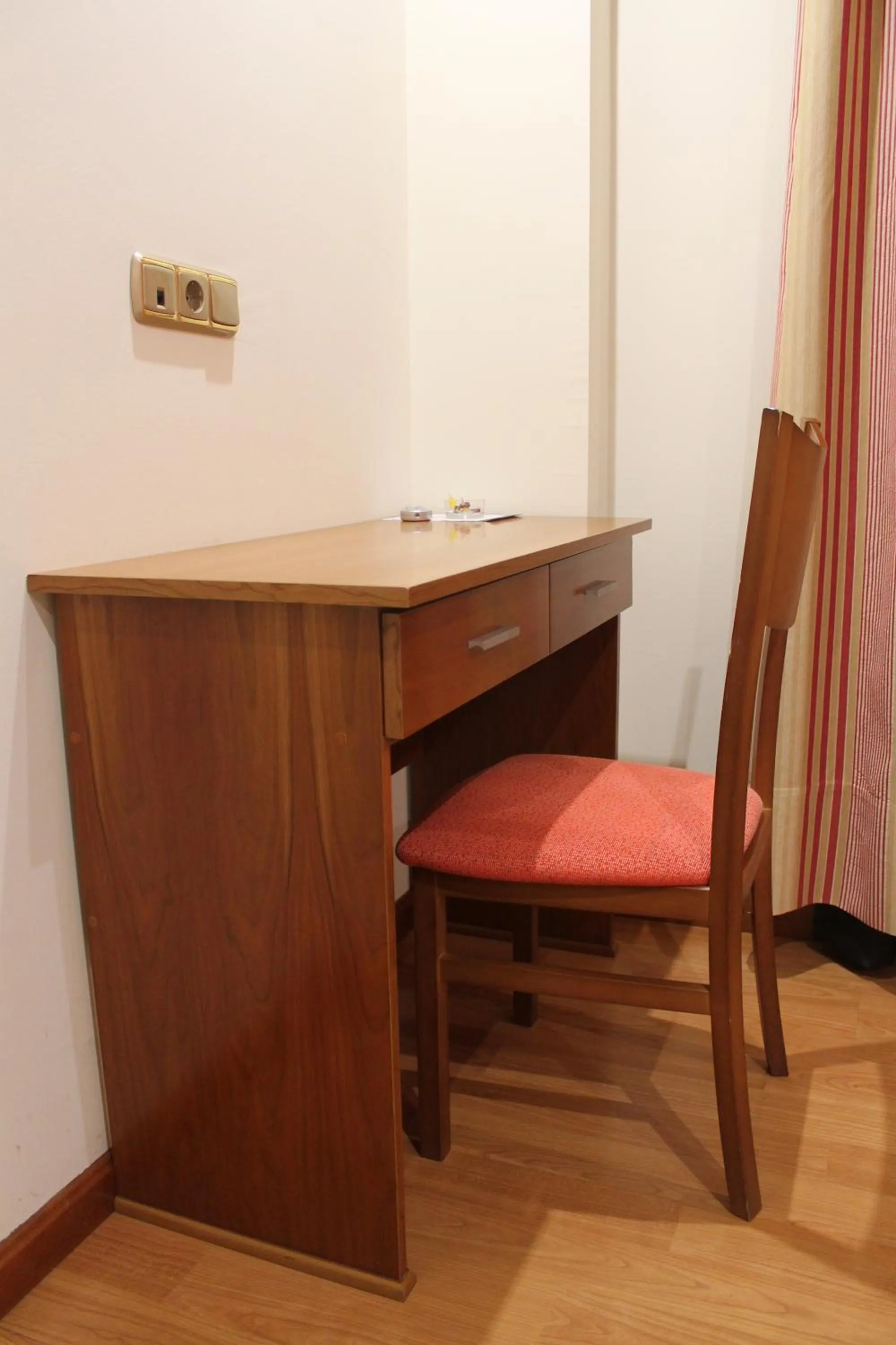 Bedroom in Hotel El Castillo