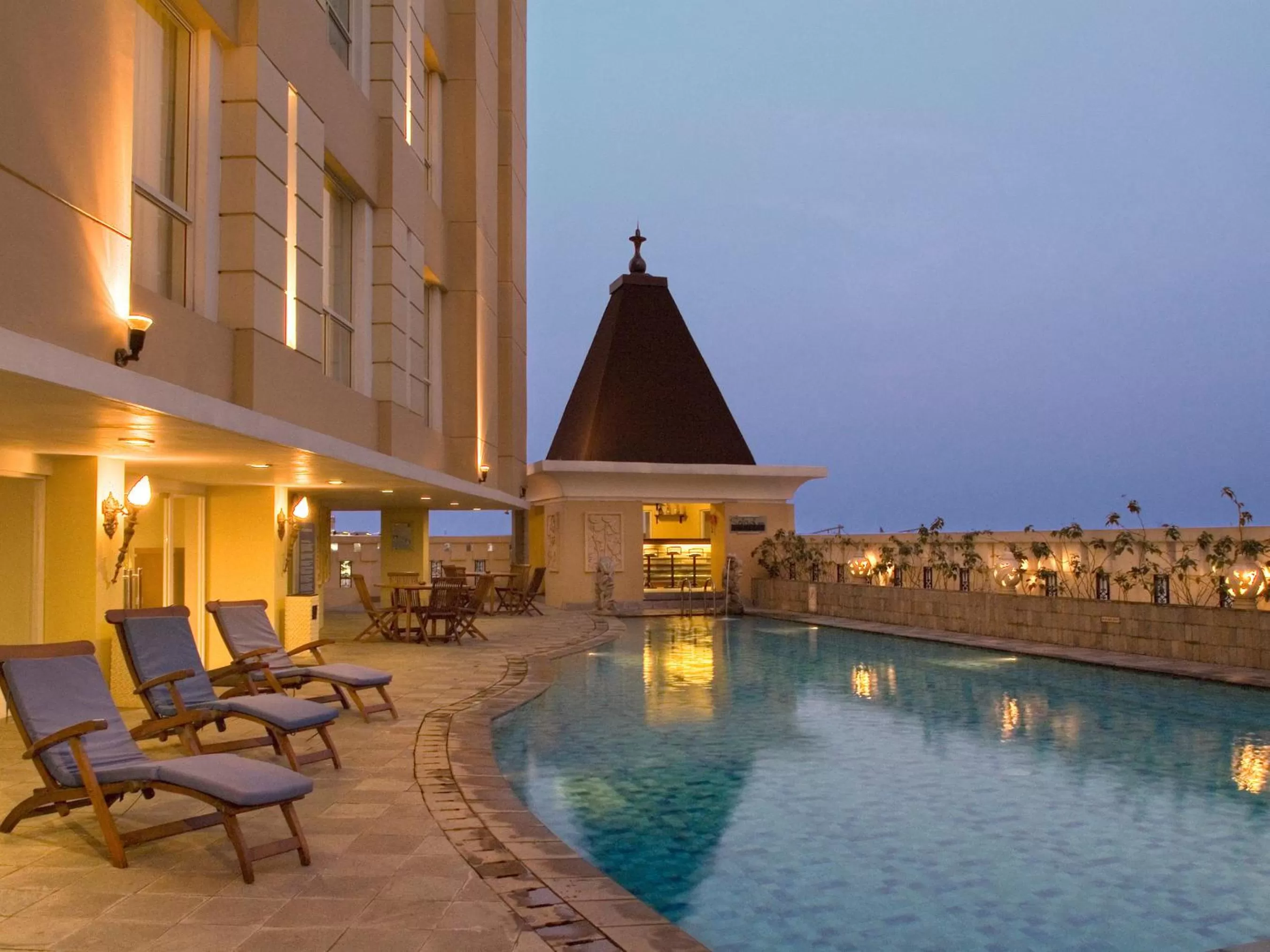 Swimming pool in Novotel Semarang