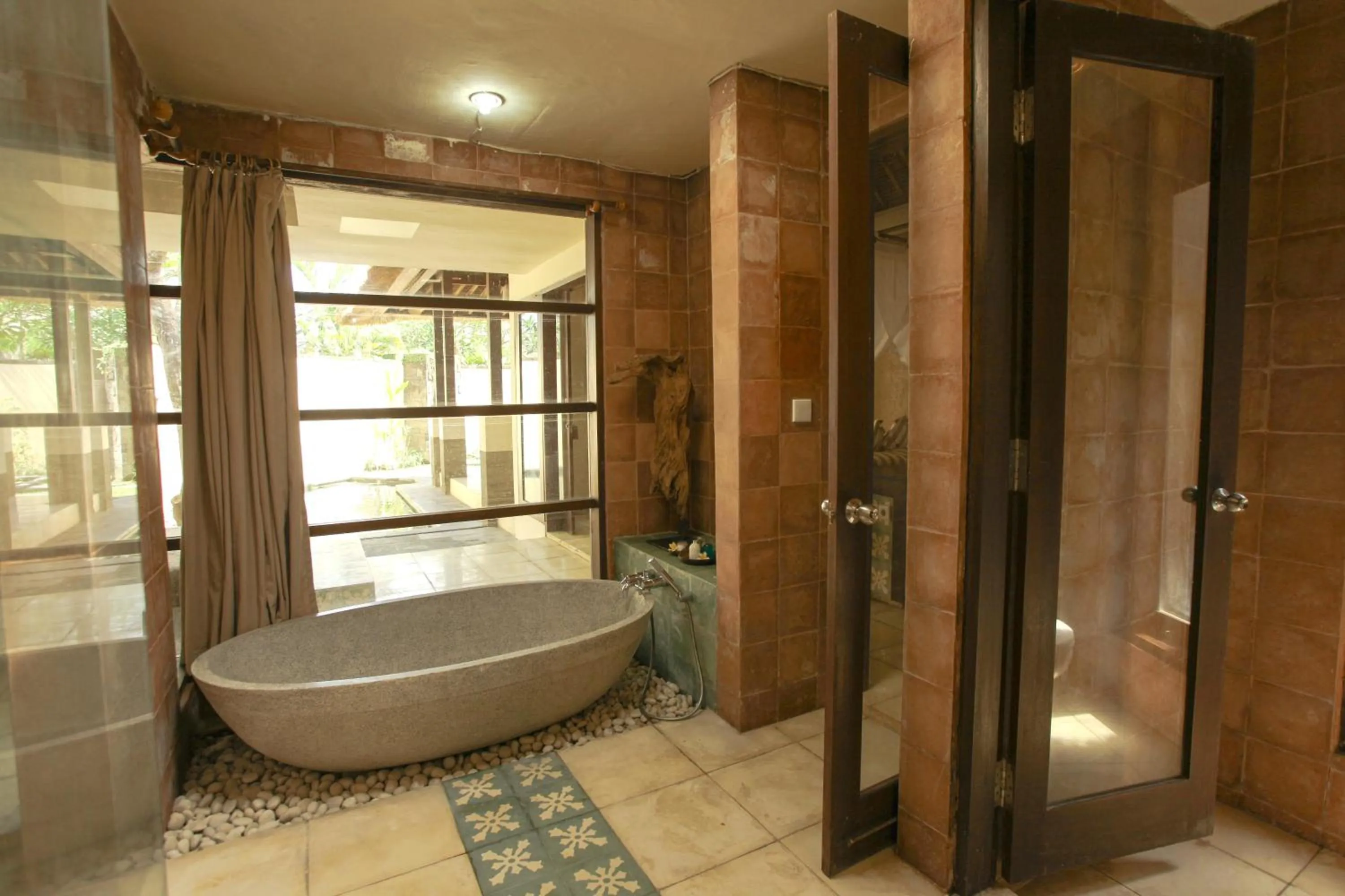 Shower in Visakha Sanur by Puri Signatures
