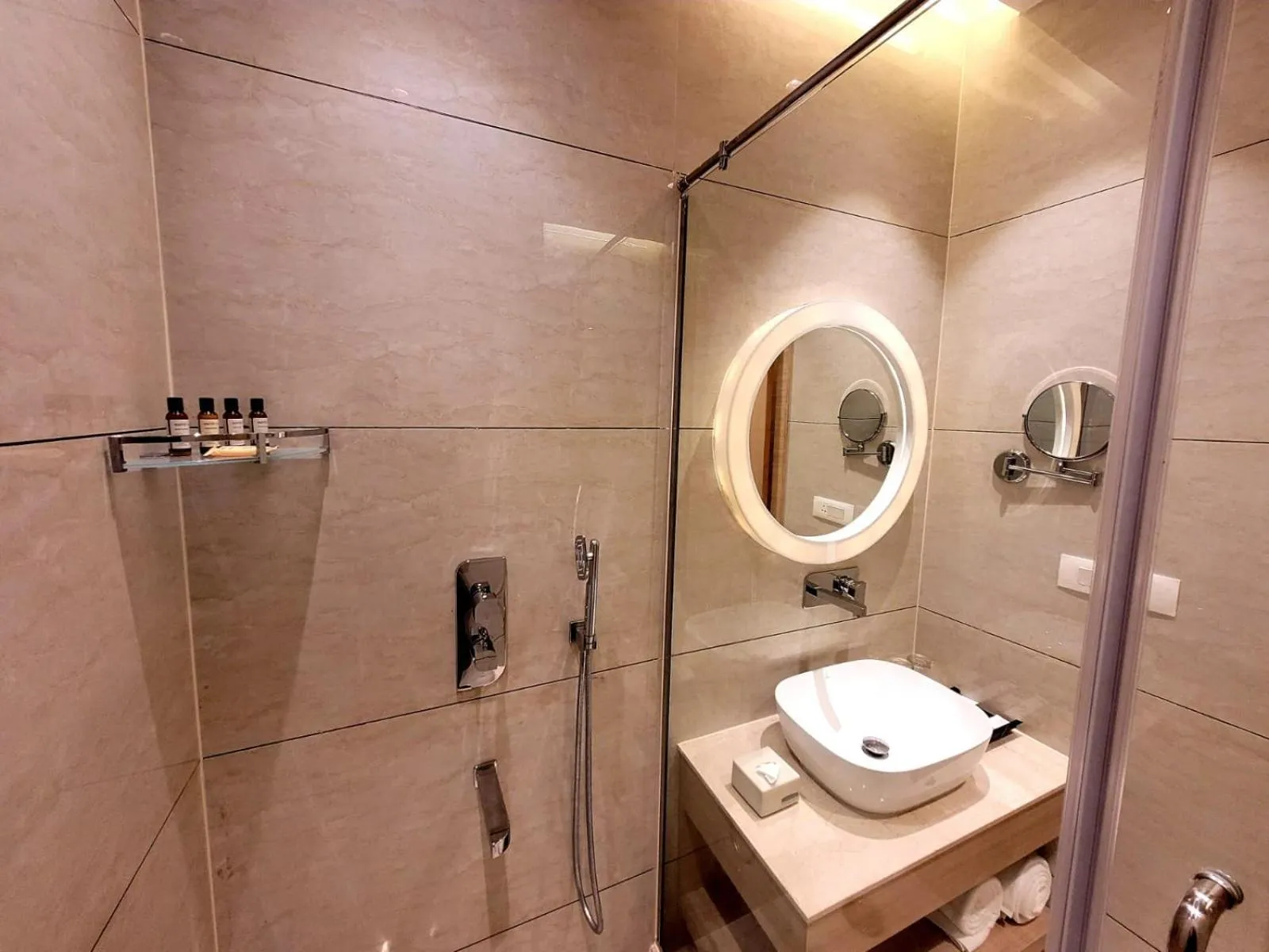 Bathroom in Best Western Vrindavan