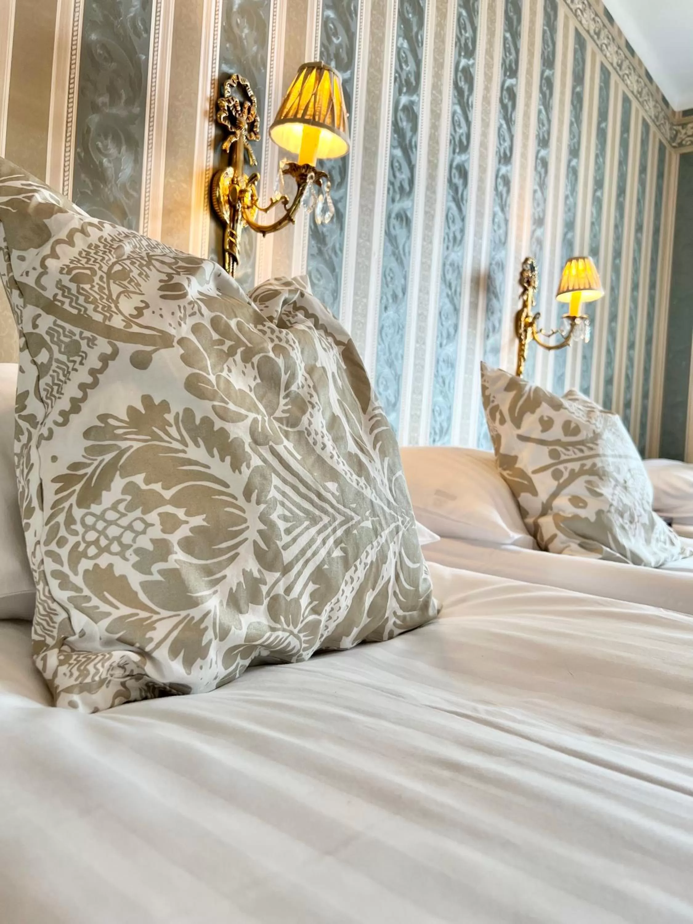 Bed in Hotel Hospitz