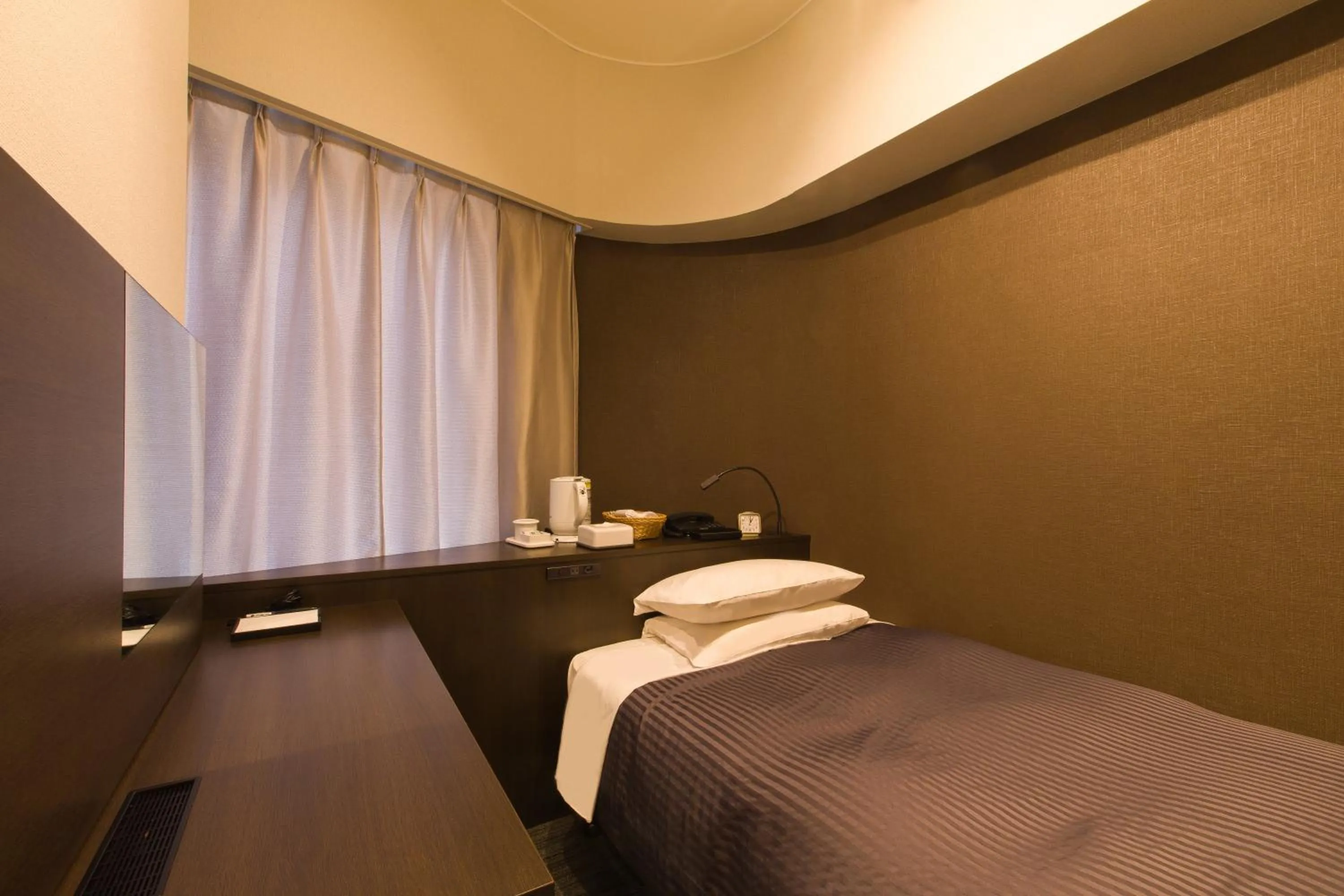 Photo of the whole room, Bed in Ochanomizu Inn