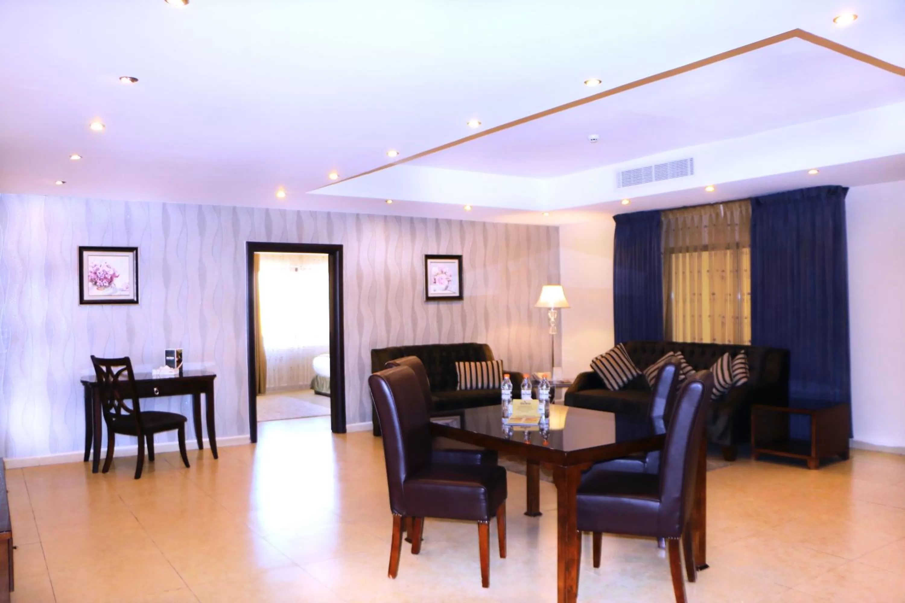 City Rose Hotel Suites