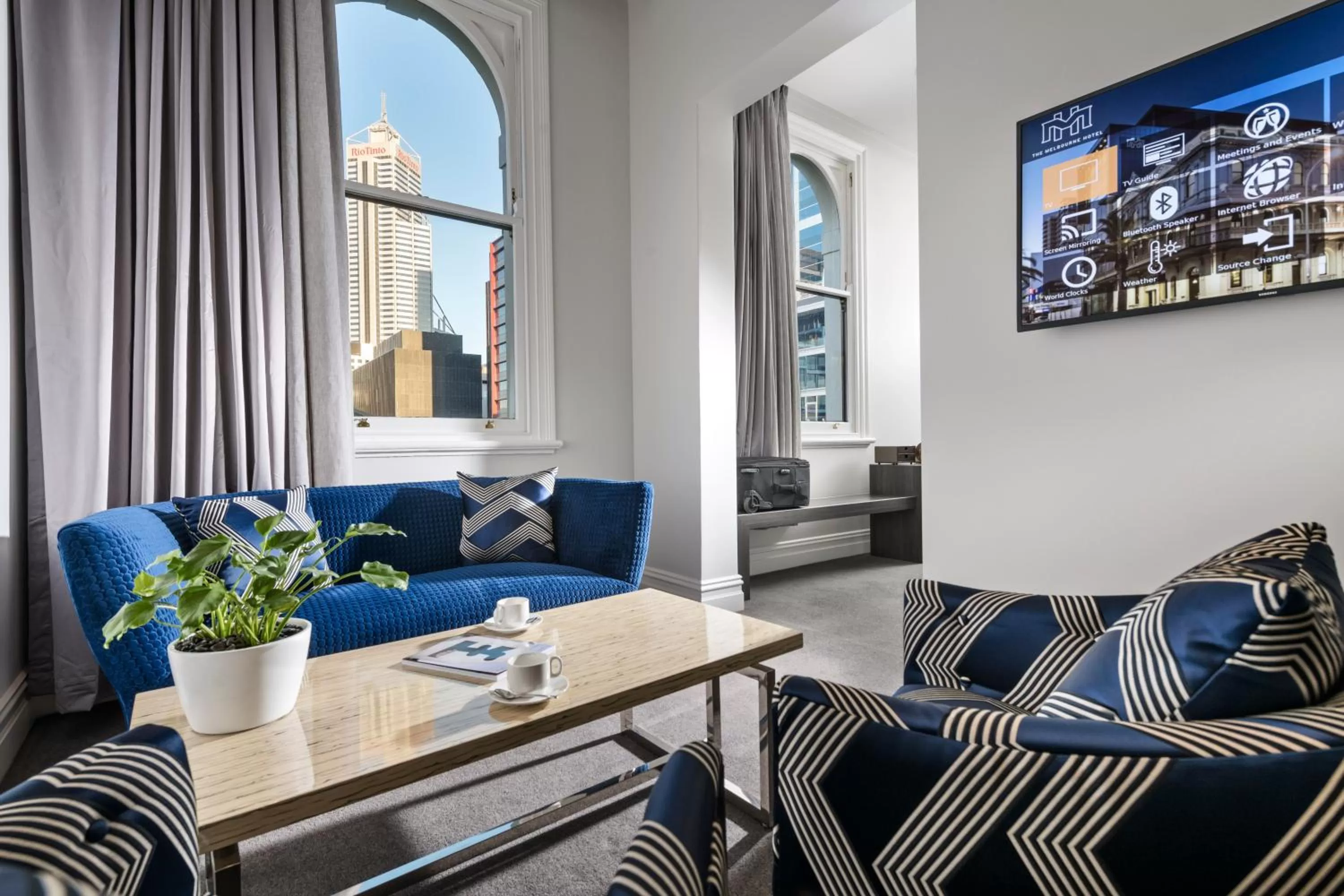 Photo of the whole room in The Melbourne Hotel