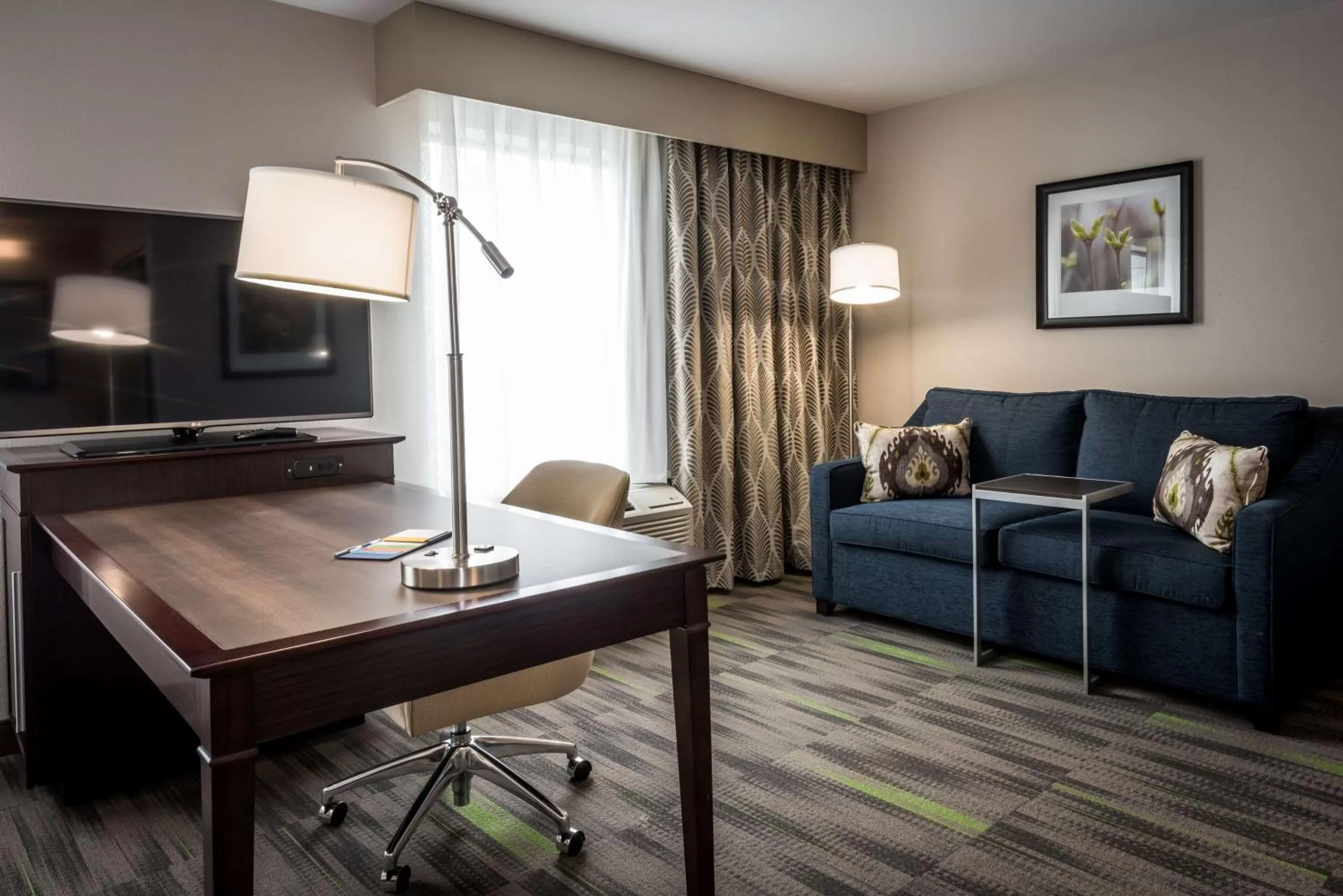 Living room in Hampton Inn & Suites By Hilton Hammond, In