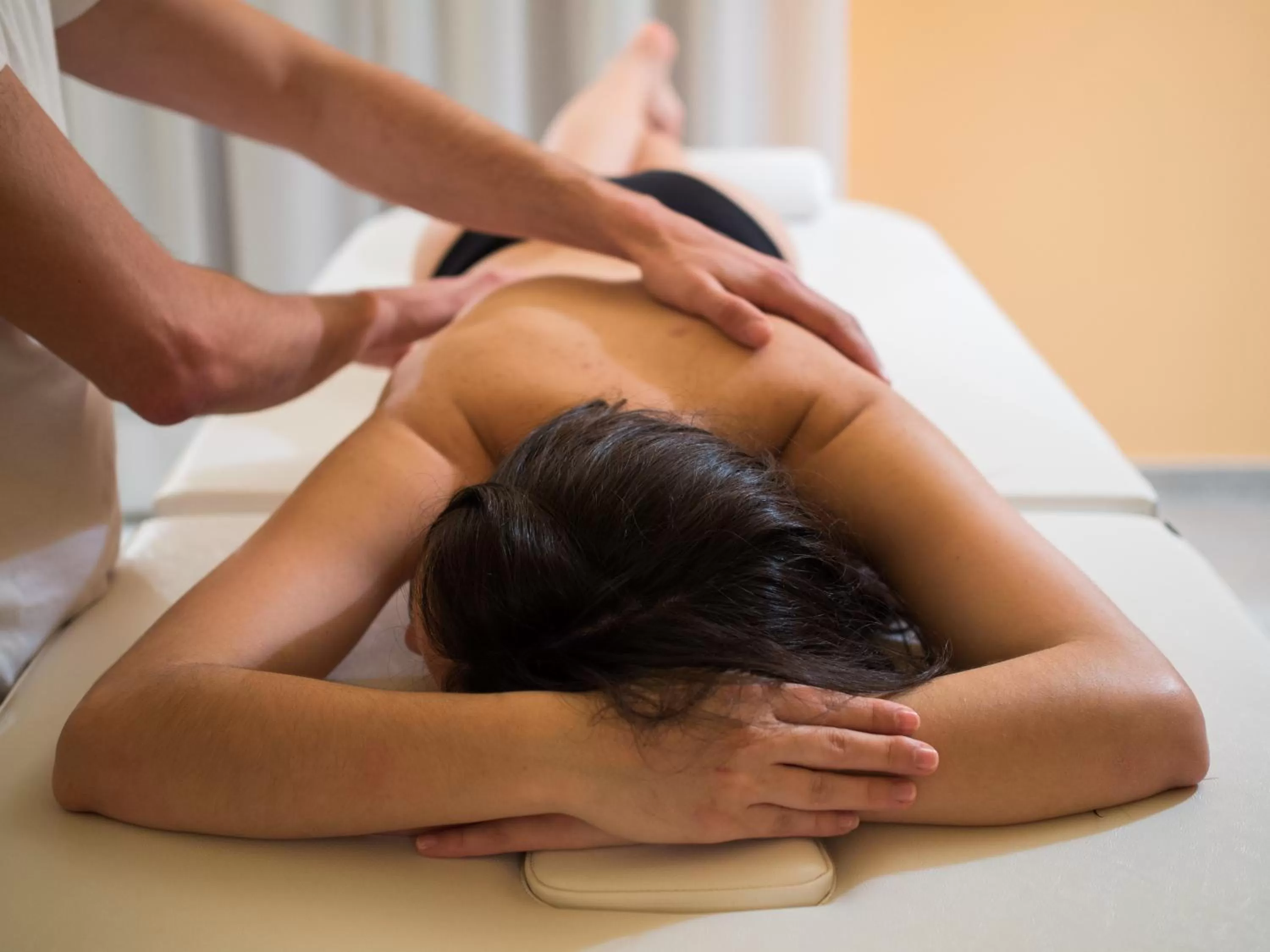 Massage in SPA Roero Relax Resort