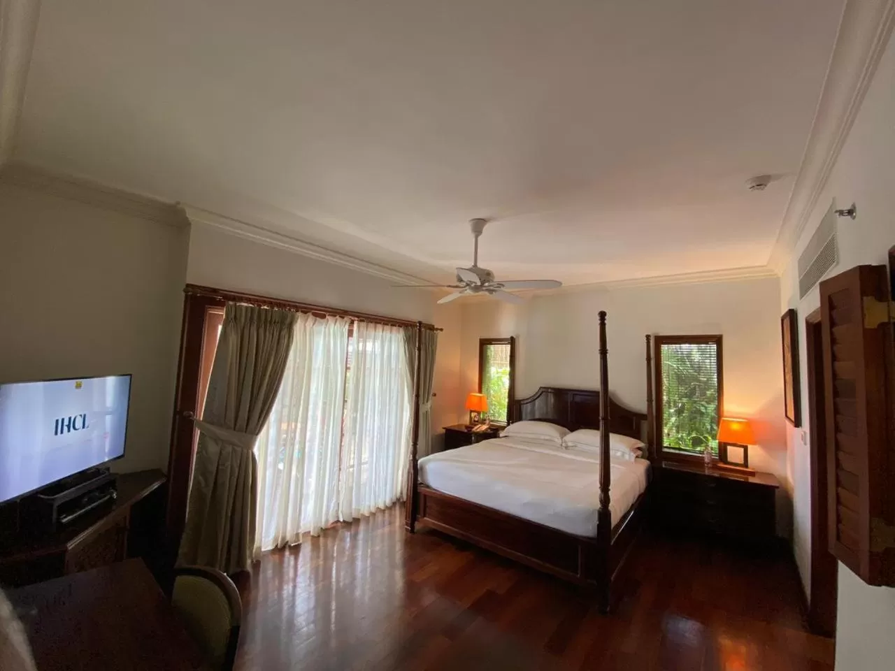 Bedroom, Bed in Taj Green Cove Resort and Spa Kovalam