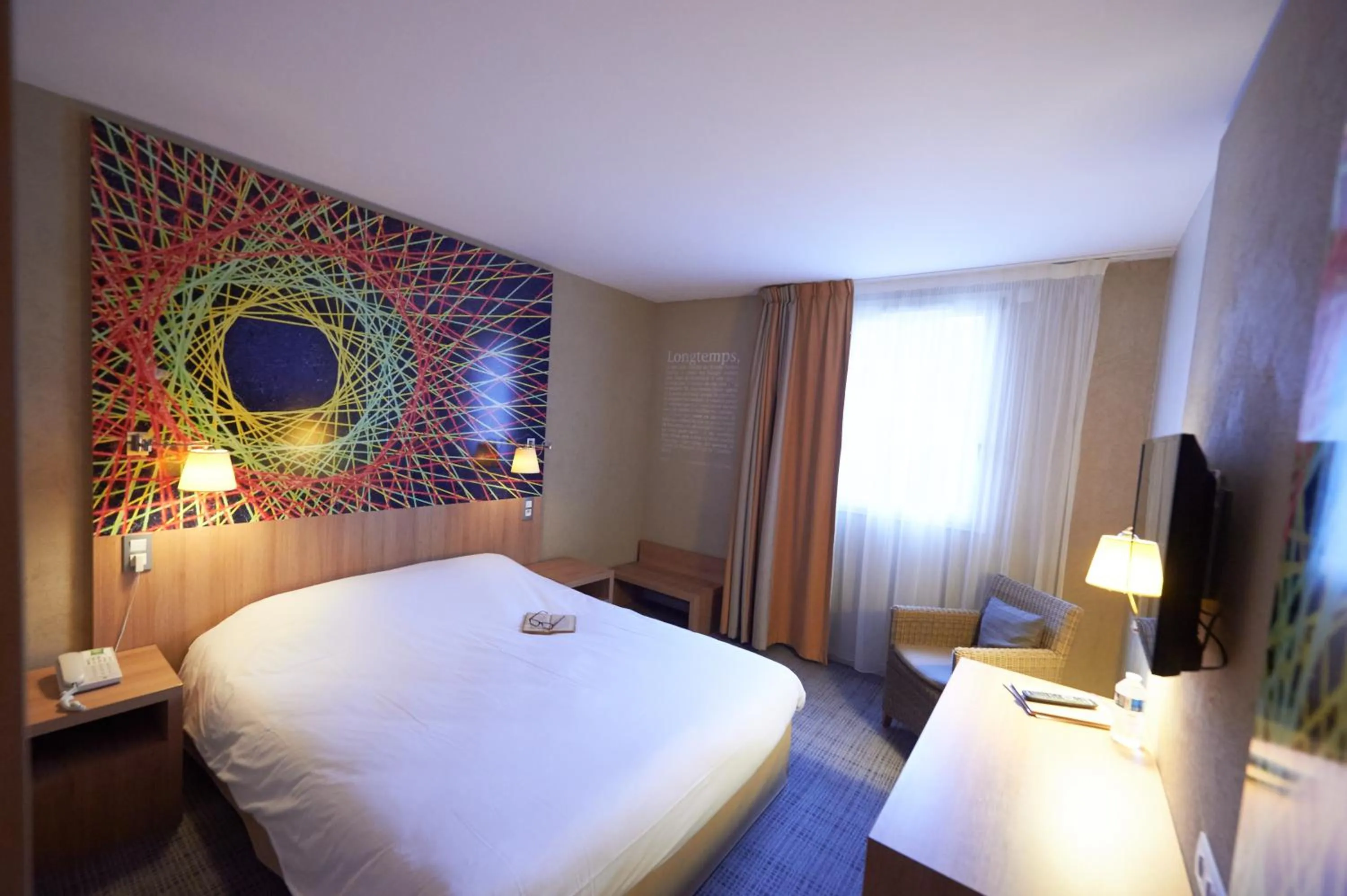 Bed in ibis Styles Cholet