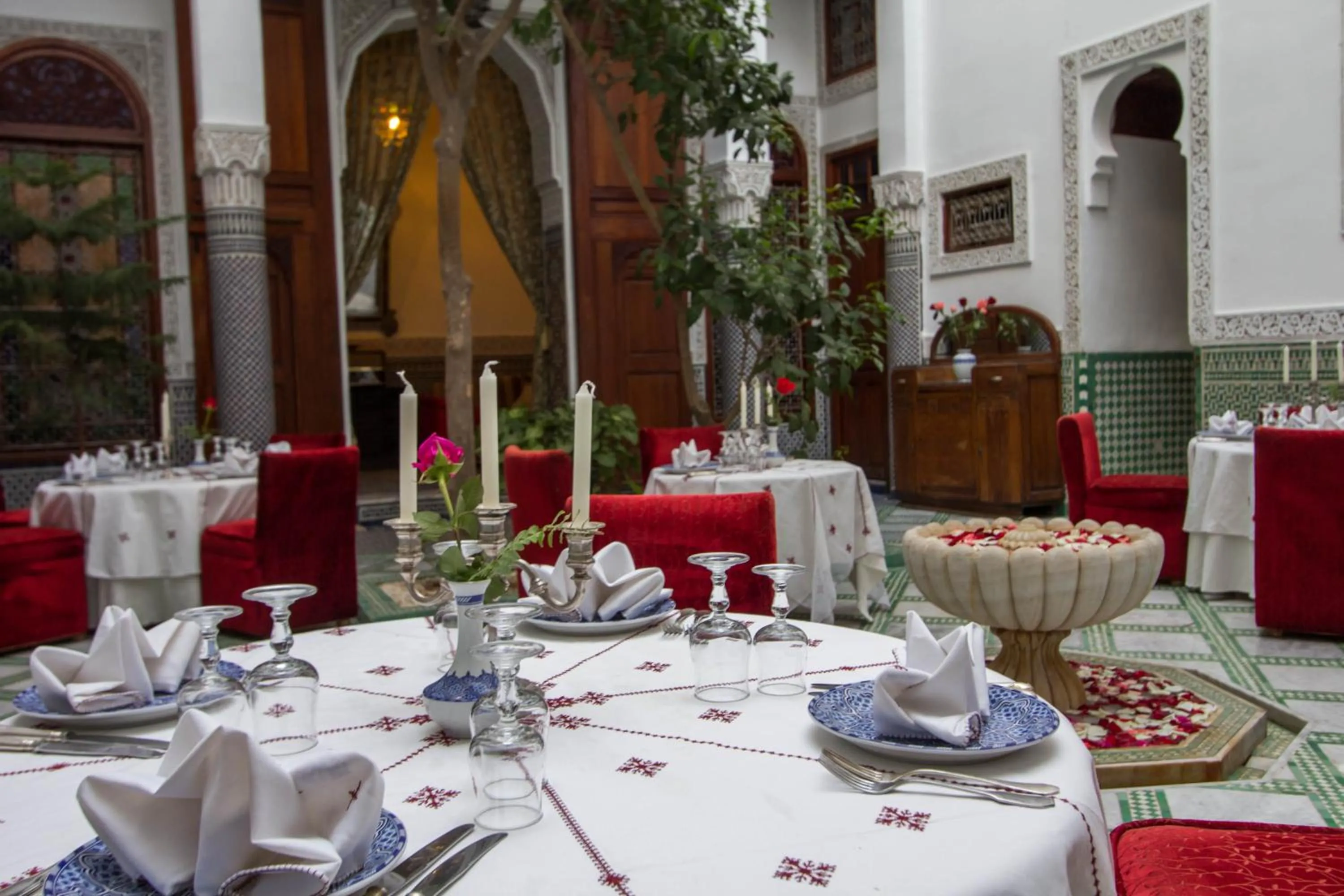 Restaurant/places to eat in Riad - Dar Al Andalous