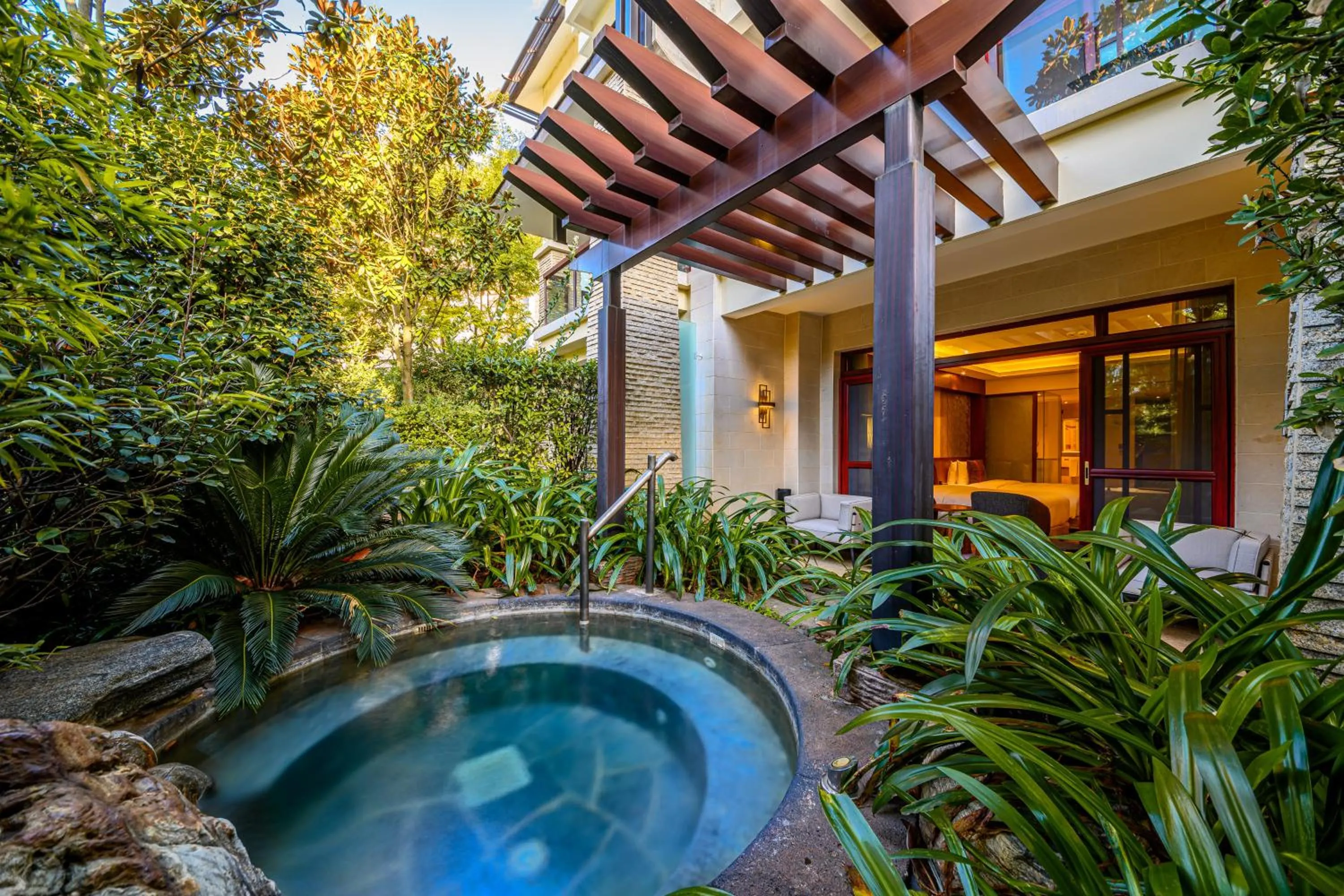 Garden view in HUALUXE Hotels & Resorts Kunming