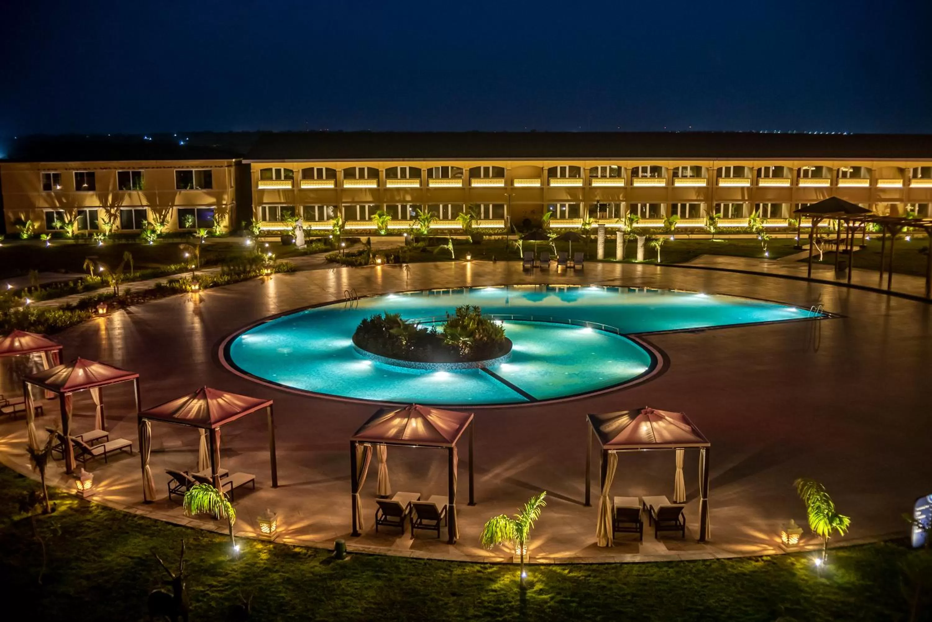 Swimming pool in Hawthorn Suites by Wyndham Dwarka