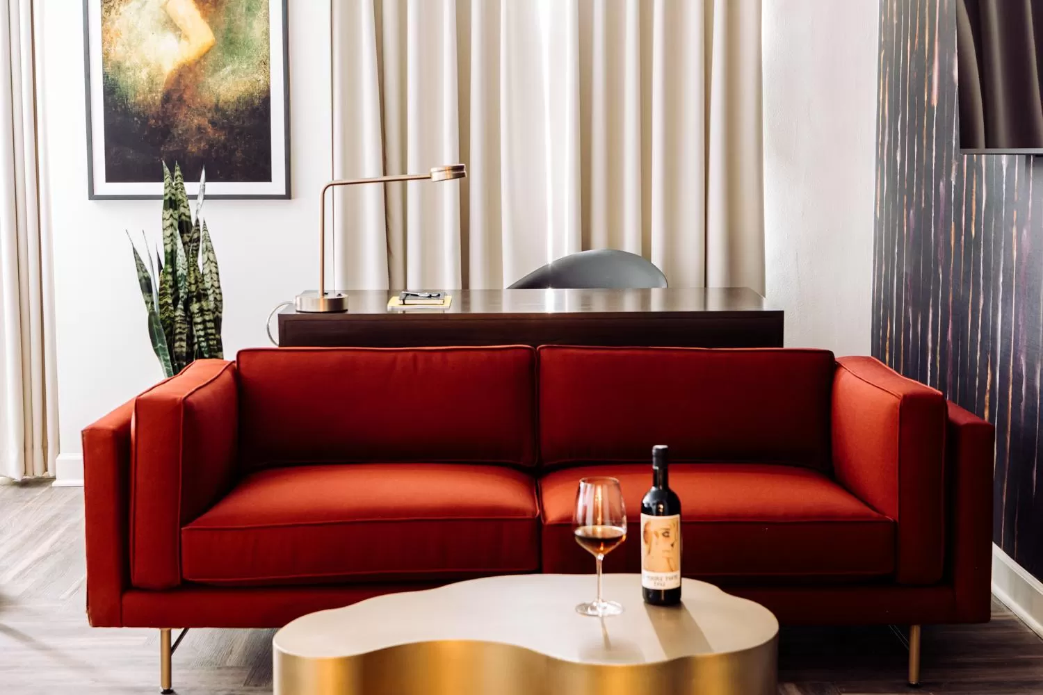 Seating area in Hotel Deco