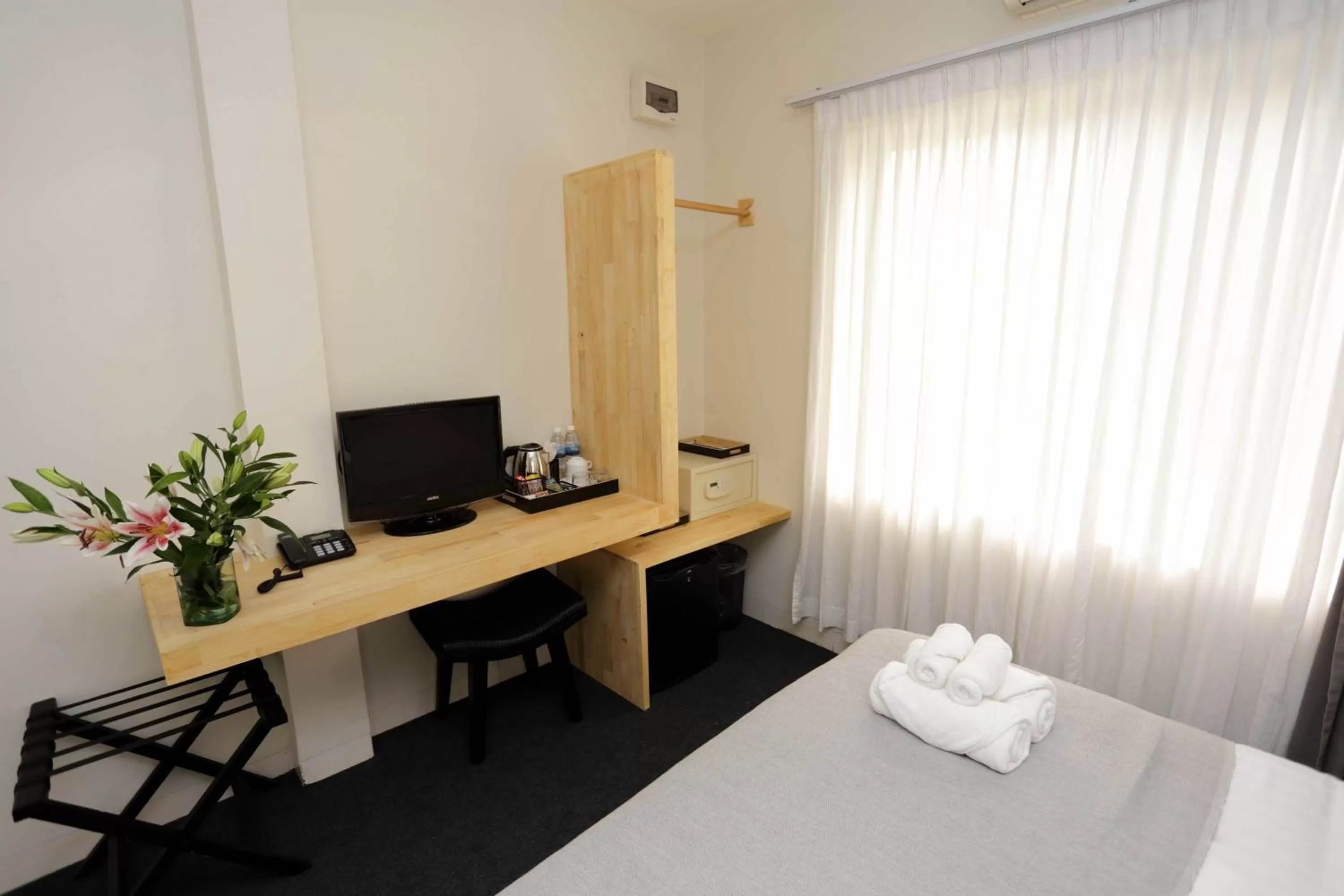 TV and multimedia, Bed in Bamboo9 Boutique