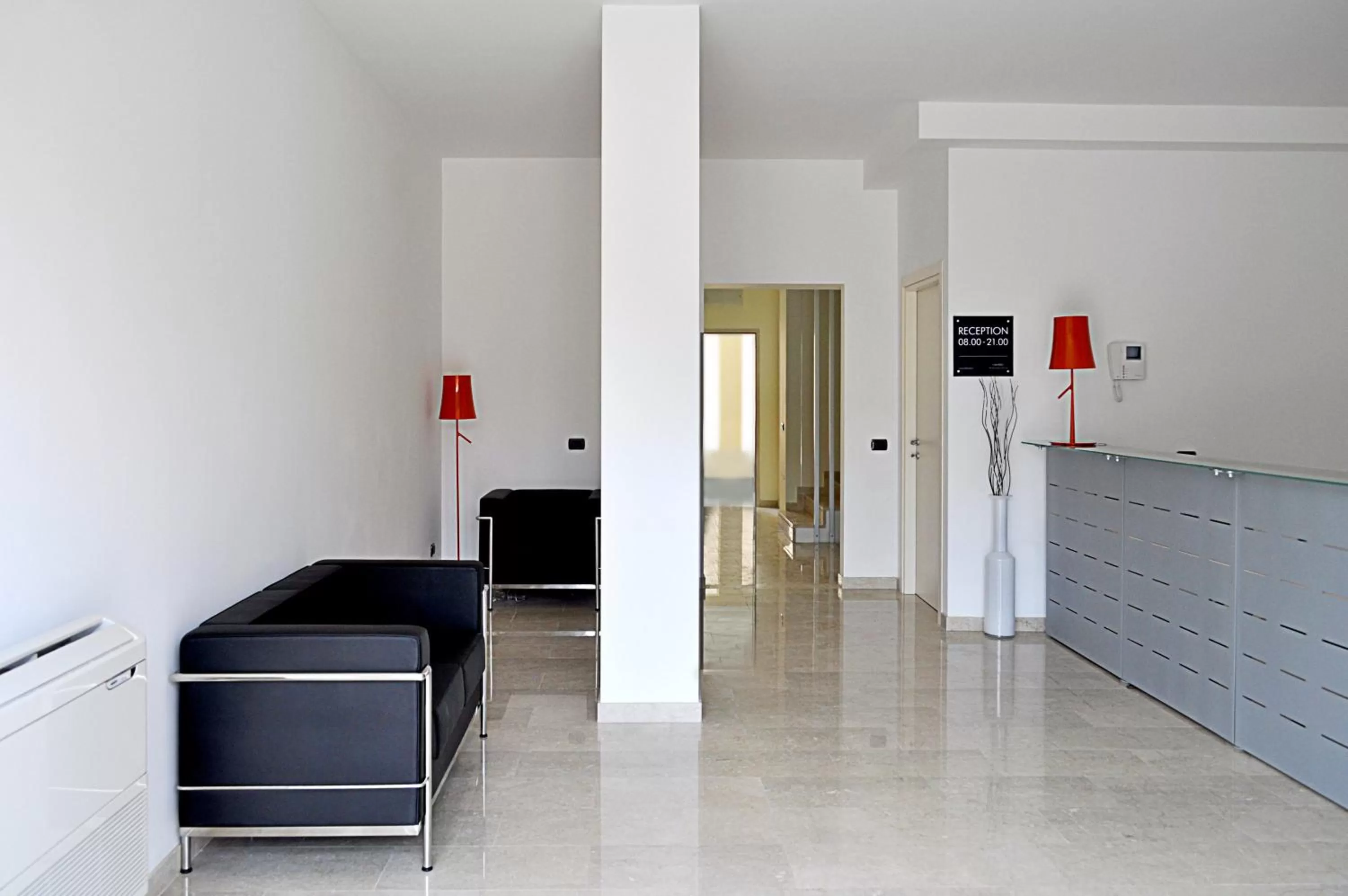 Lobby or reception in BB Hotels Aparthotel Bicocca