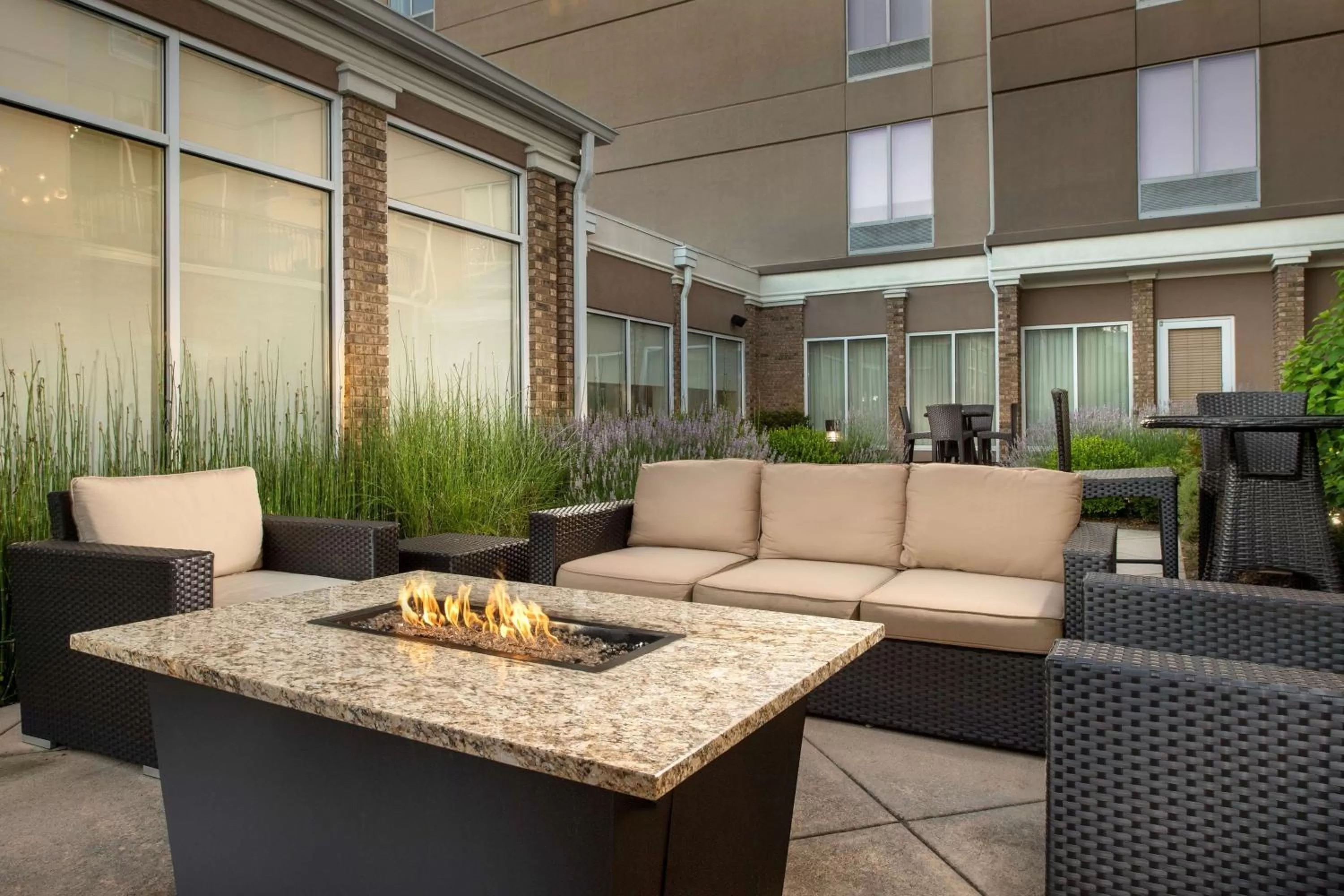 Patio in Hilton Garden Inn Knoxville West/Cedar Bluff