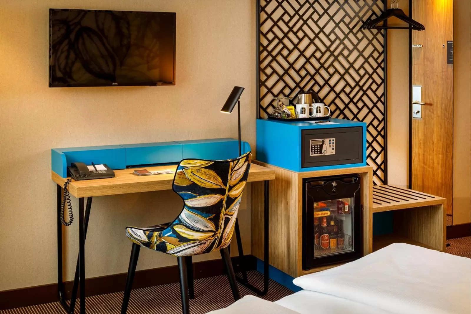 hair dresser, Bed in Swiss Chocolate by Fassbind Zurich