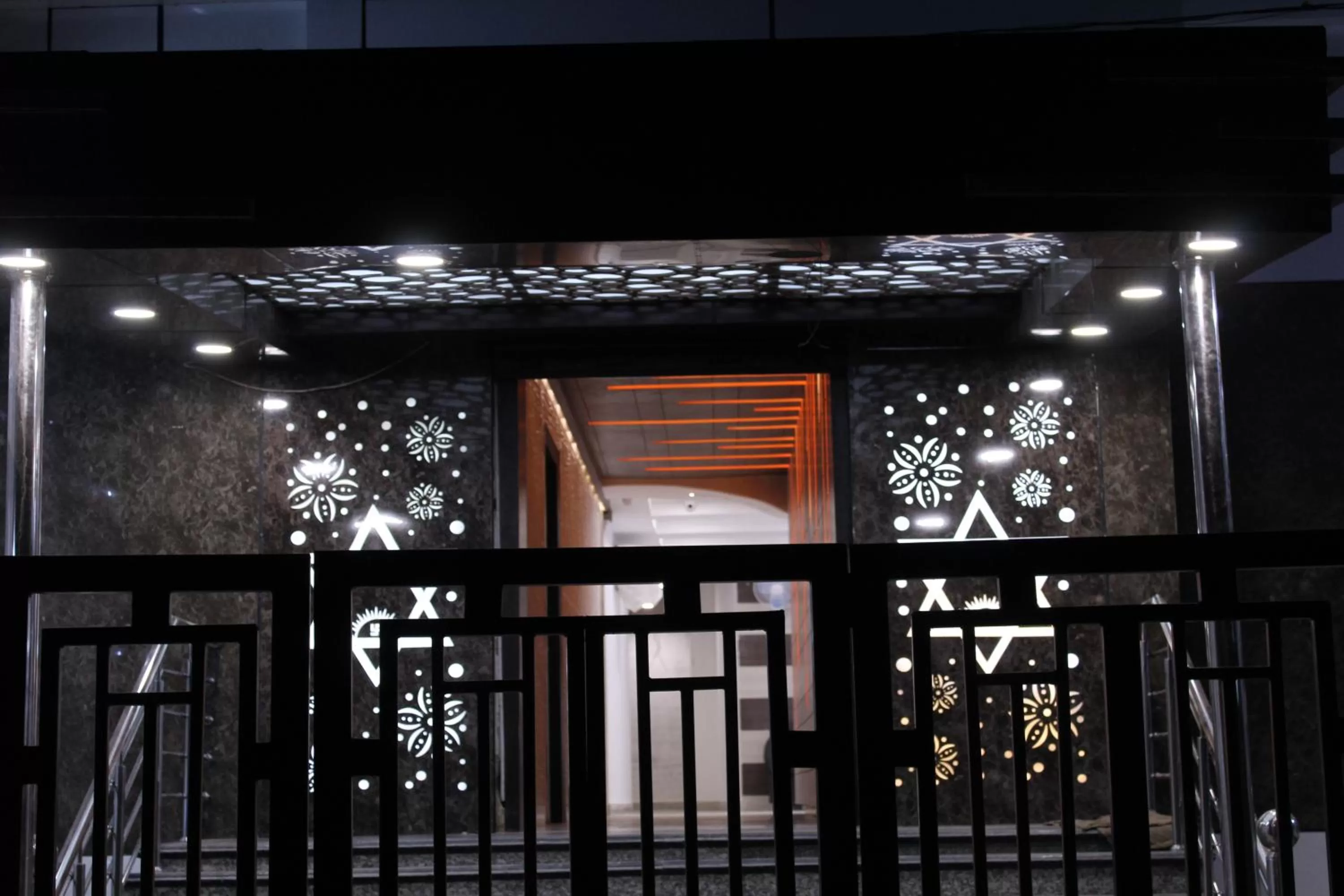 Property building in Citi Inn