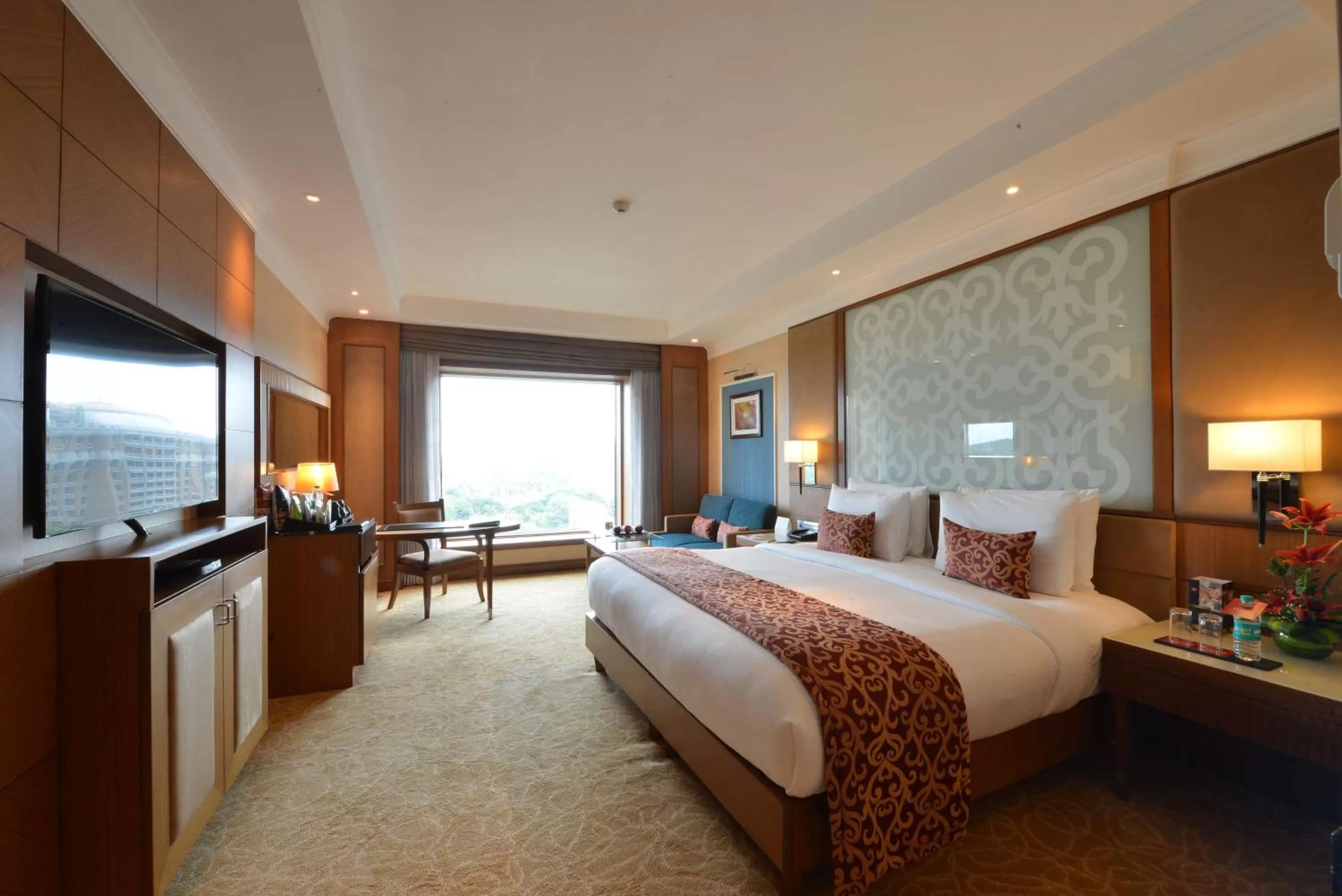 Photo of the whole room, Bed in Ramada Plaza Chennai