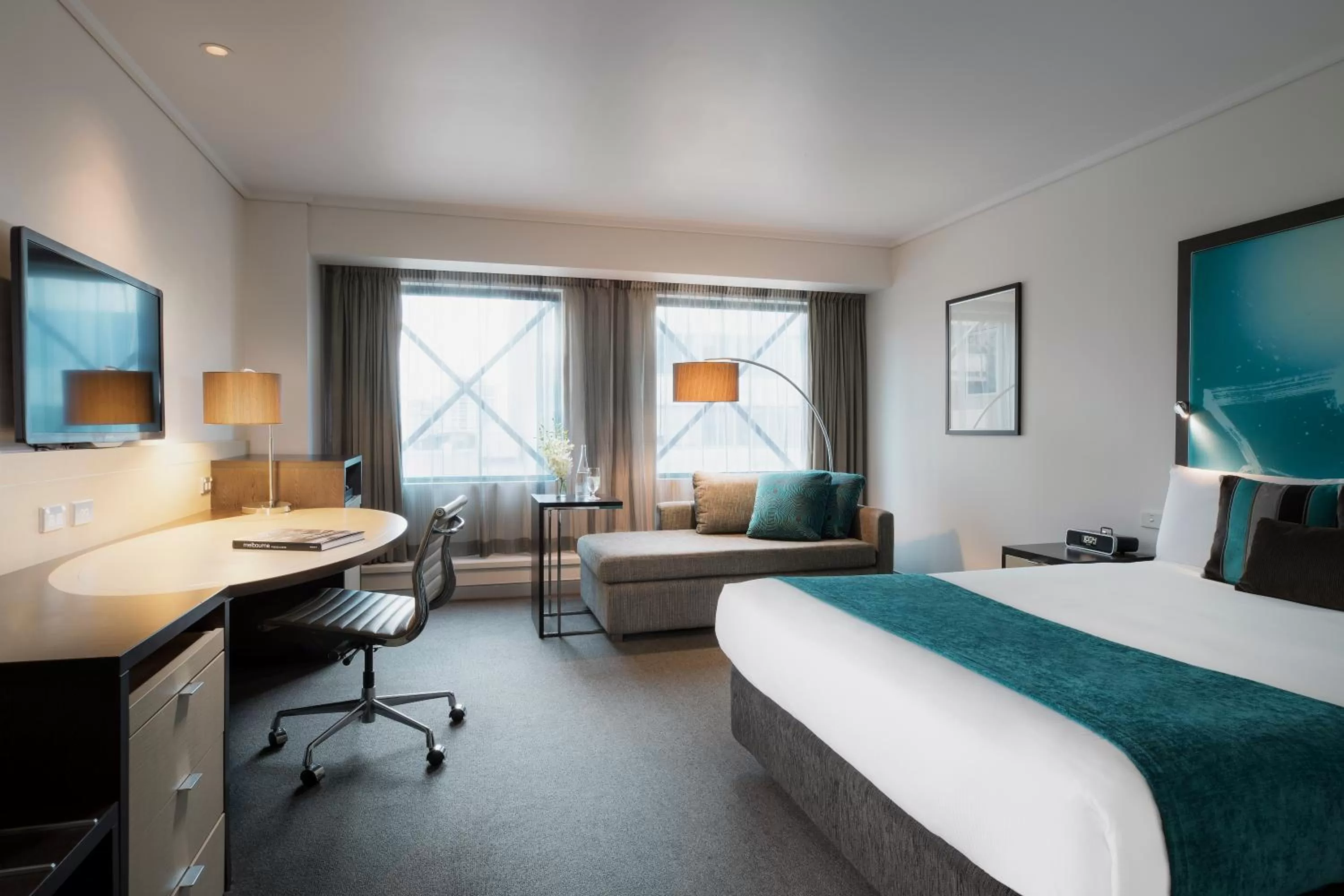 Photo of the whole room, Bed in Novotel Melbourne On Collins