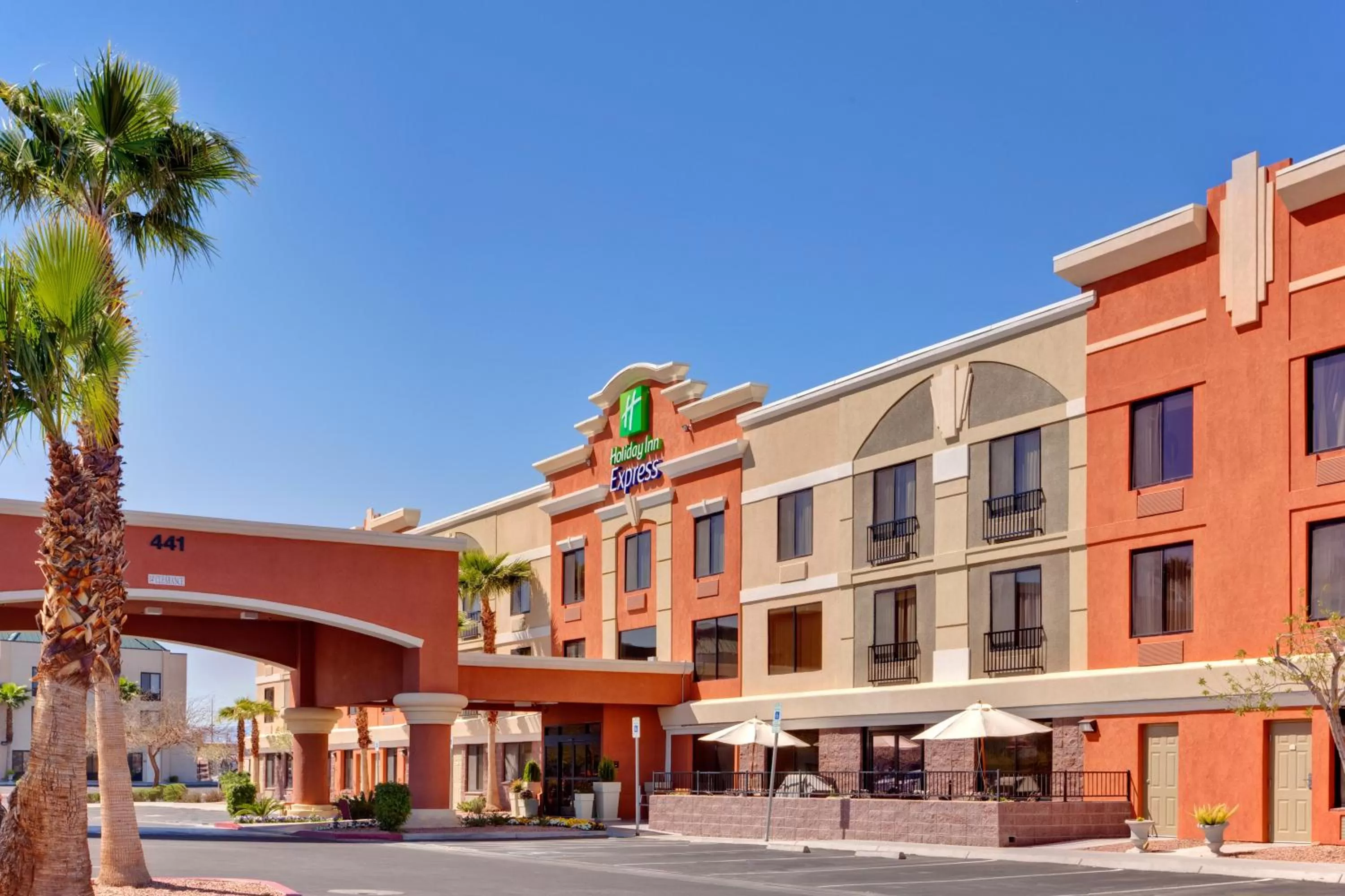 Property building in Holiday Inn Express Hotel and Suites - Henderson by IHG