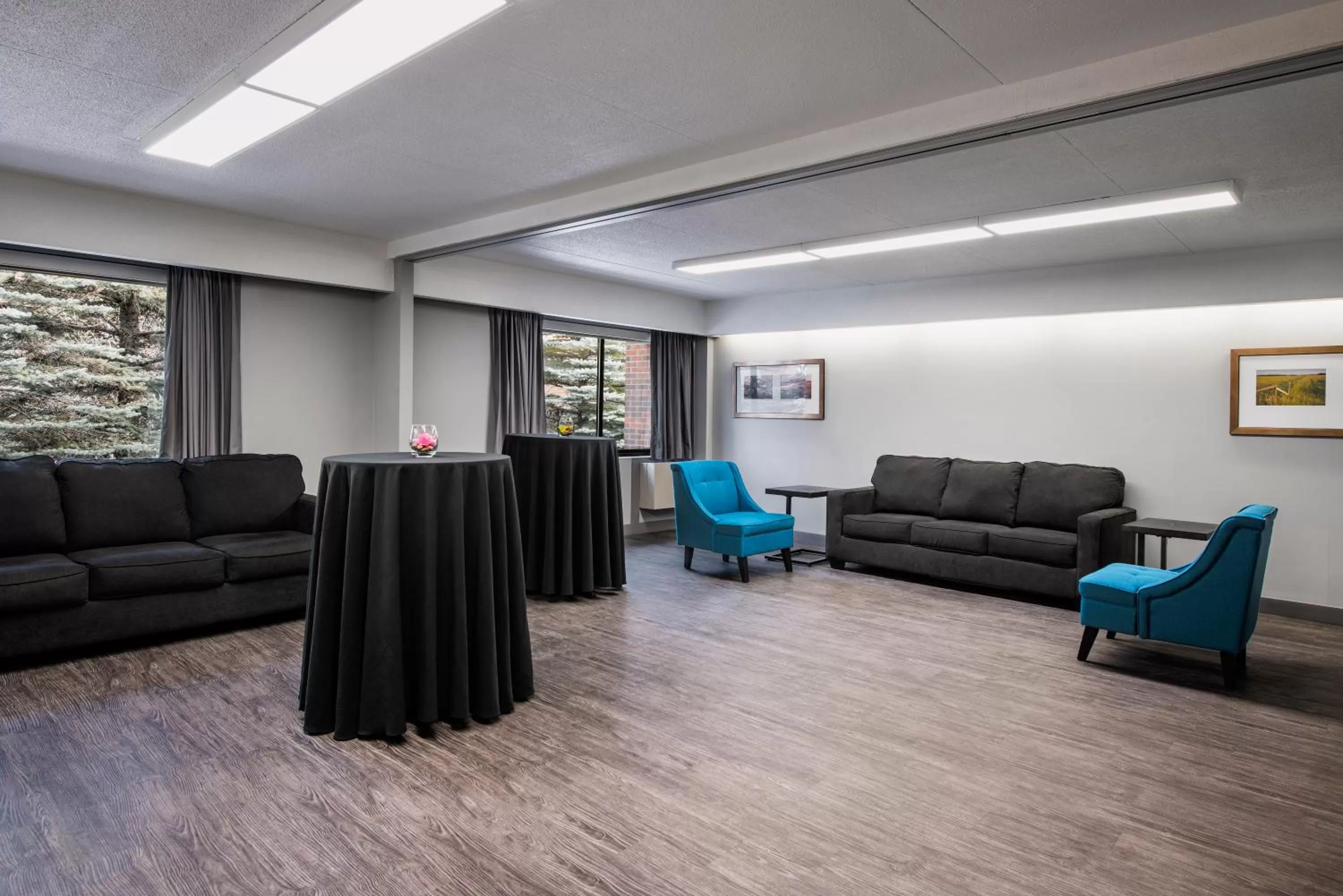 Communal lounge/ TV room in Valhalla Hotel & Conference Centre