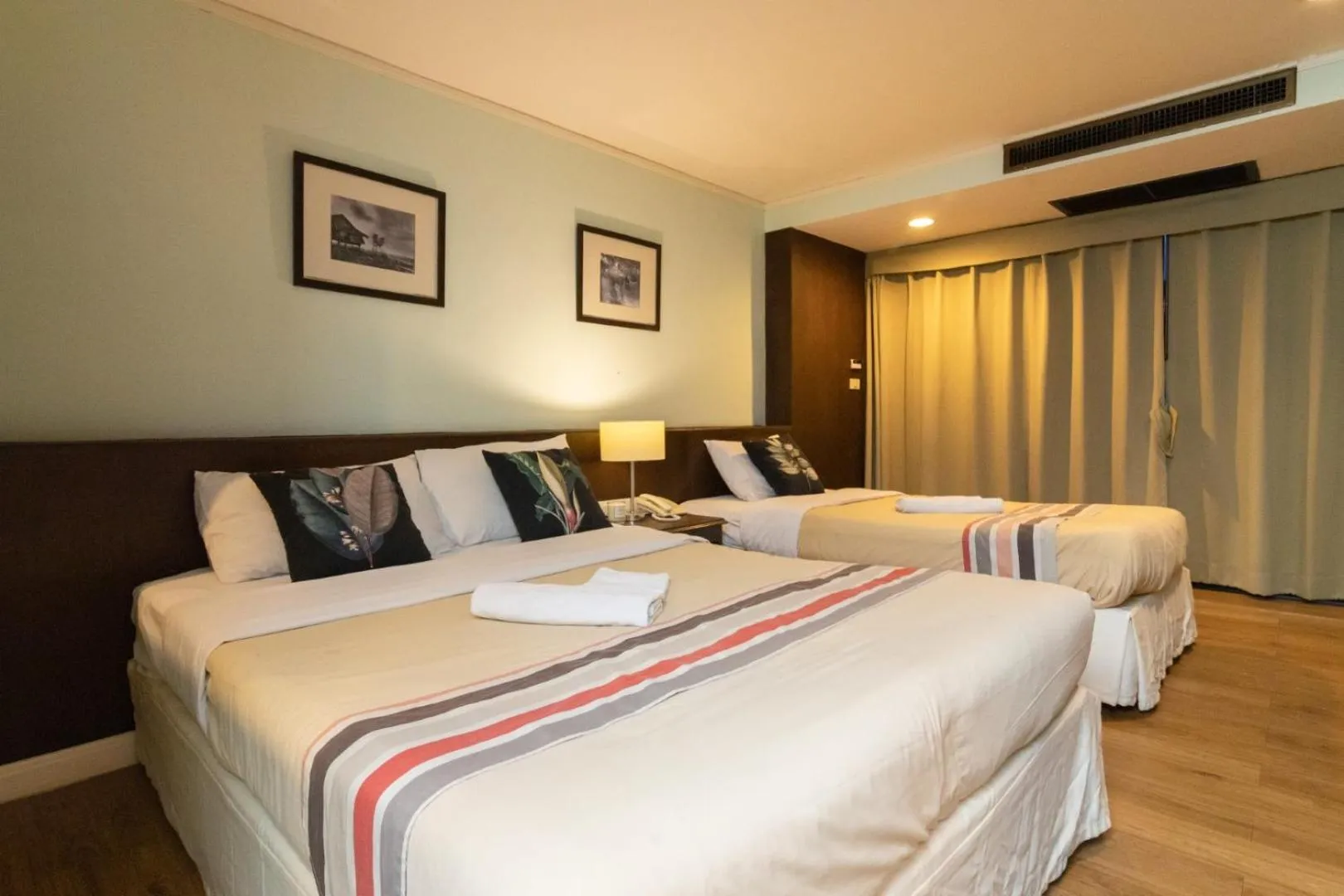 Bedroom, Bed in The Jomtien Twelve