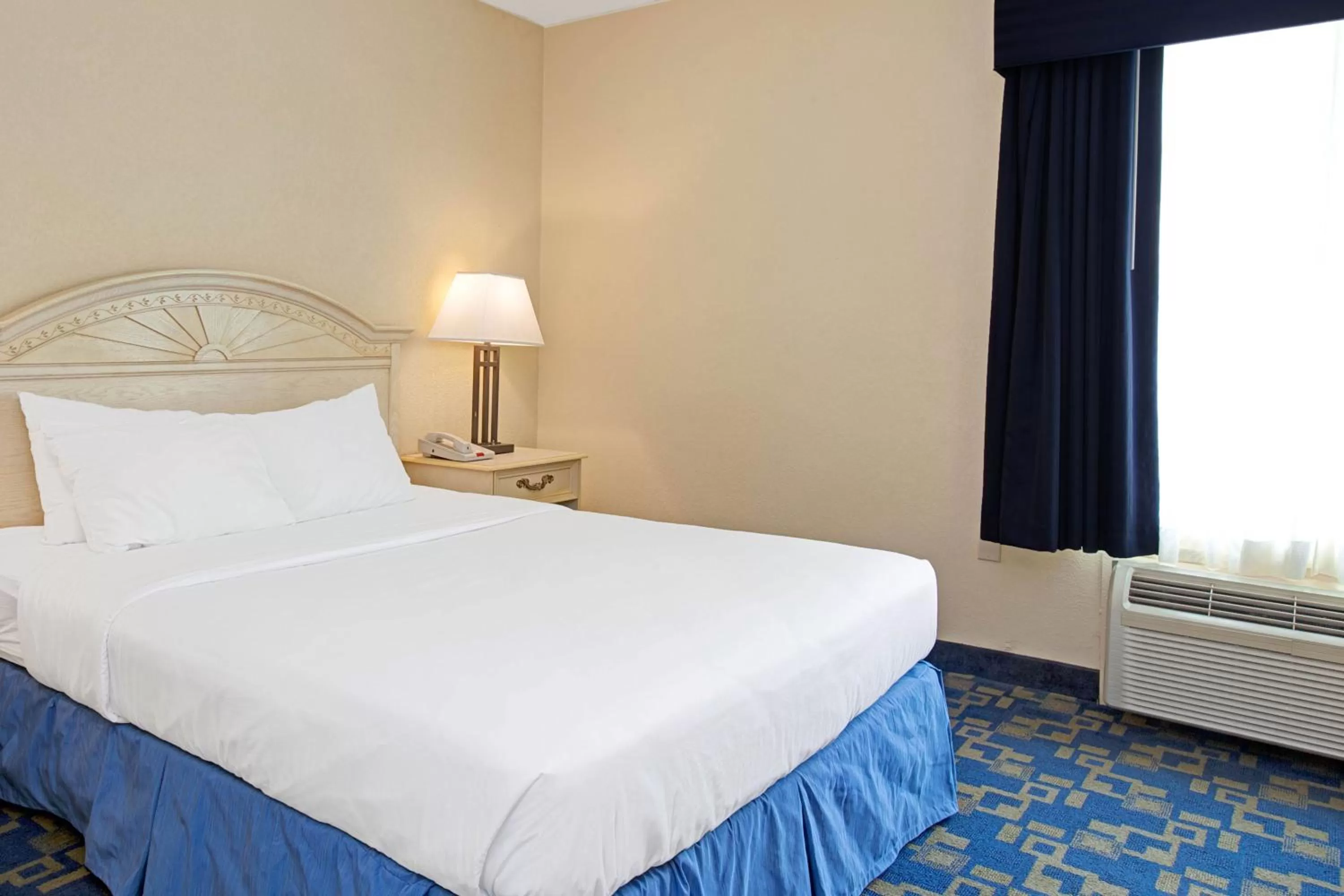 Bed in Windsor Hotel