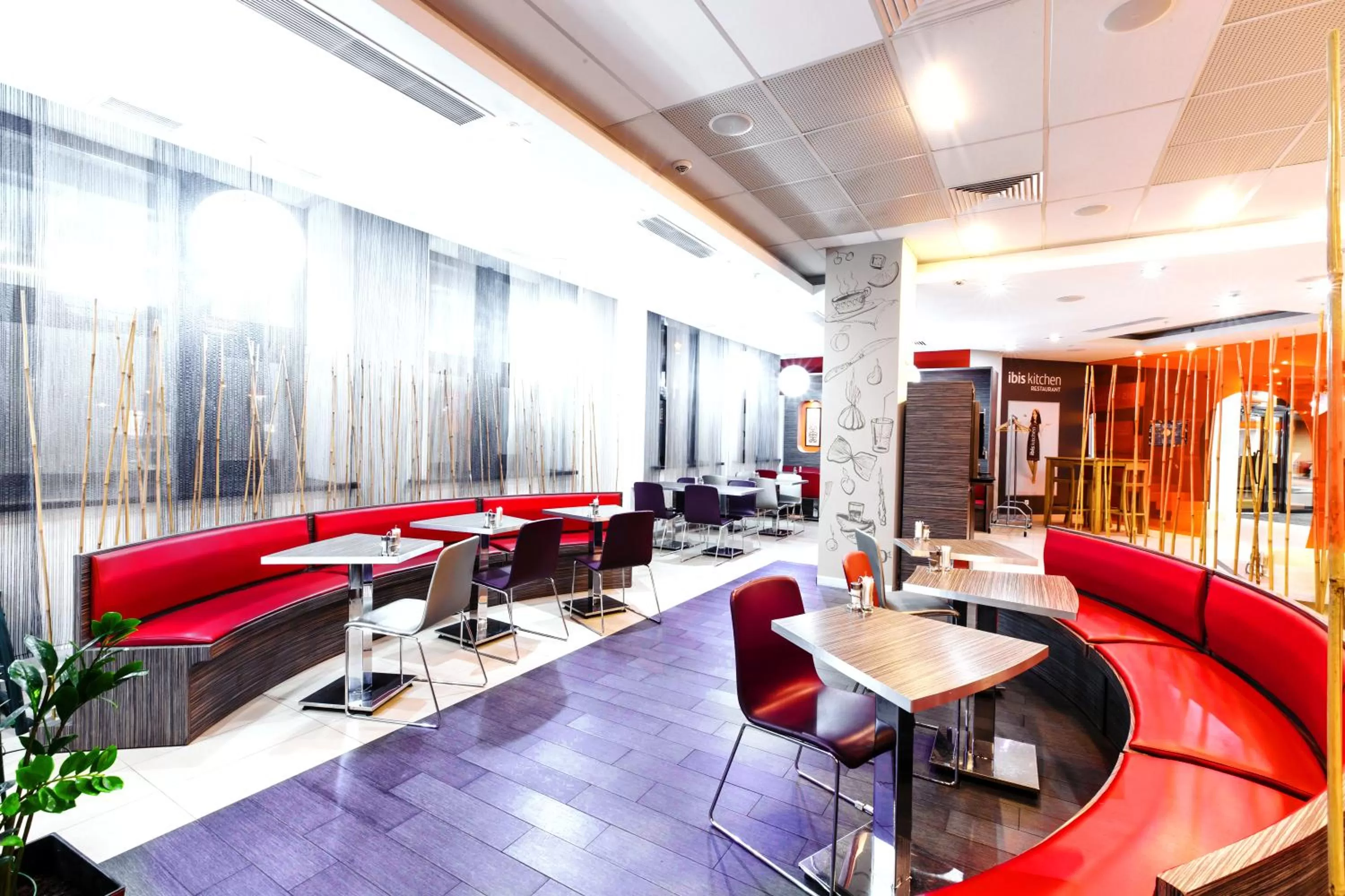 Restaurant/places to eat in Ibis Astana
