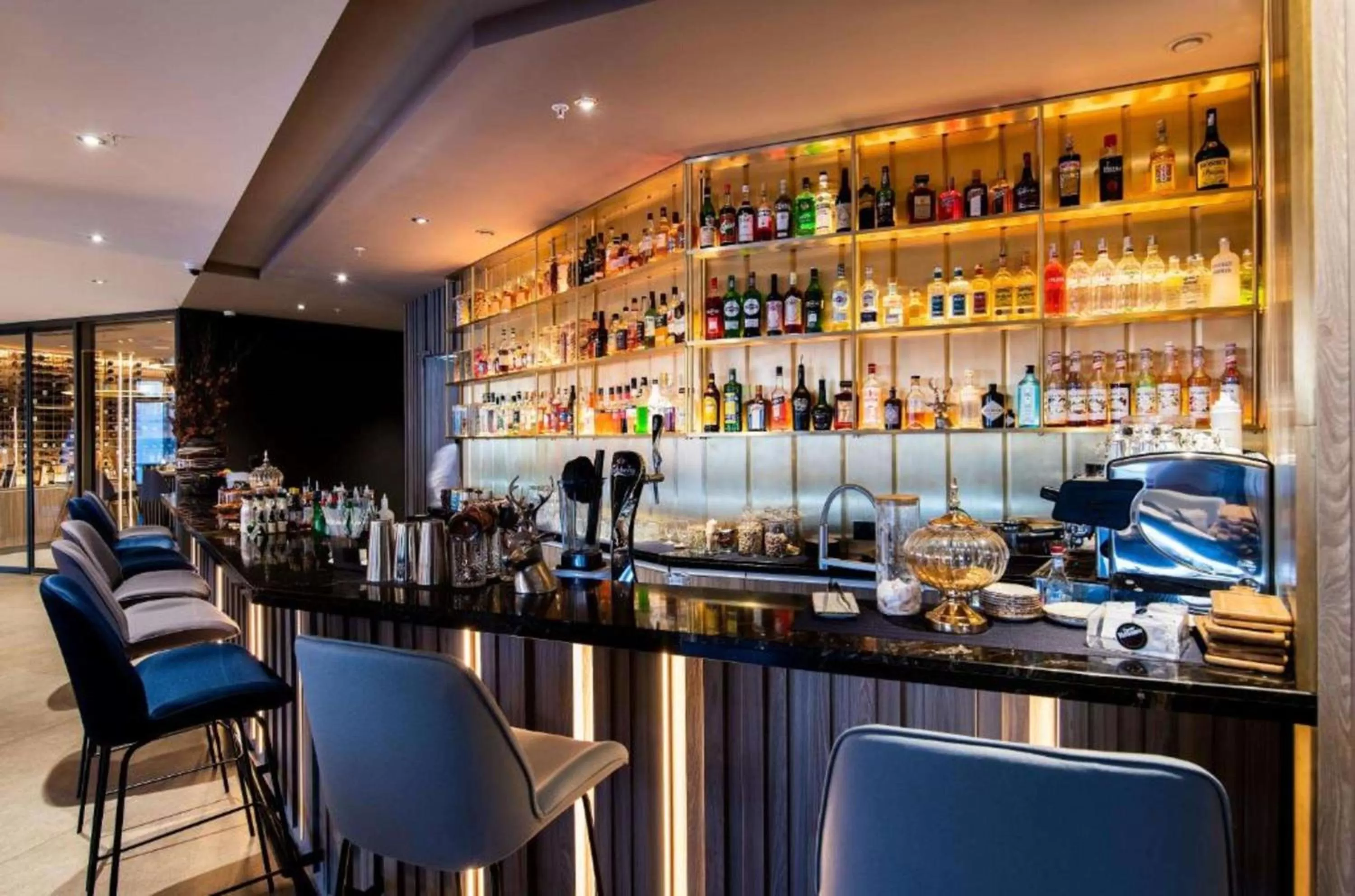 Lounge or bar in Best Western Plus Congress Hotel Yerevan