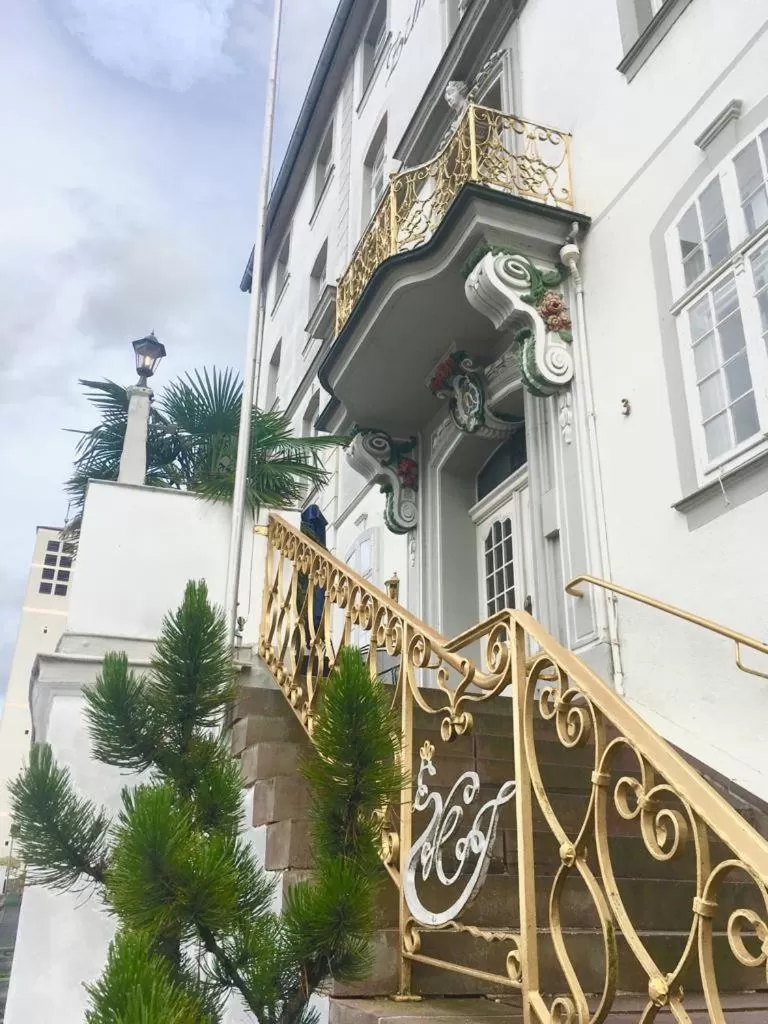 Property building in Historisches Hotel zum Schwan