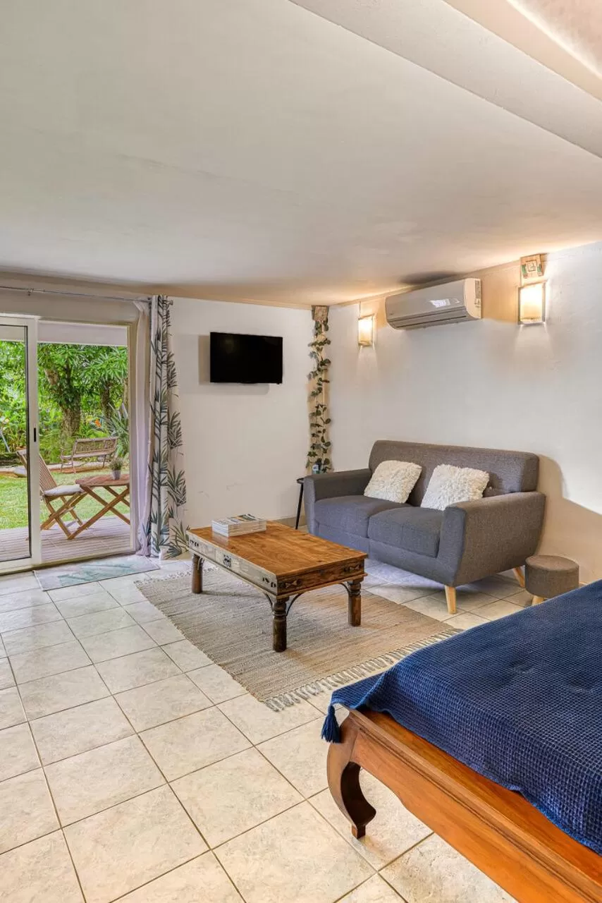 Seating area in La Case O zoizos