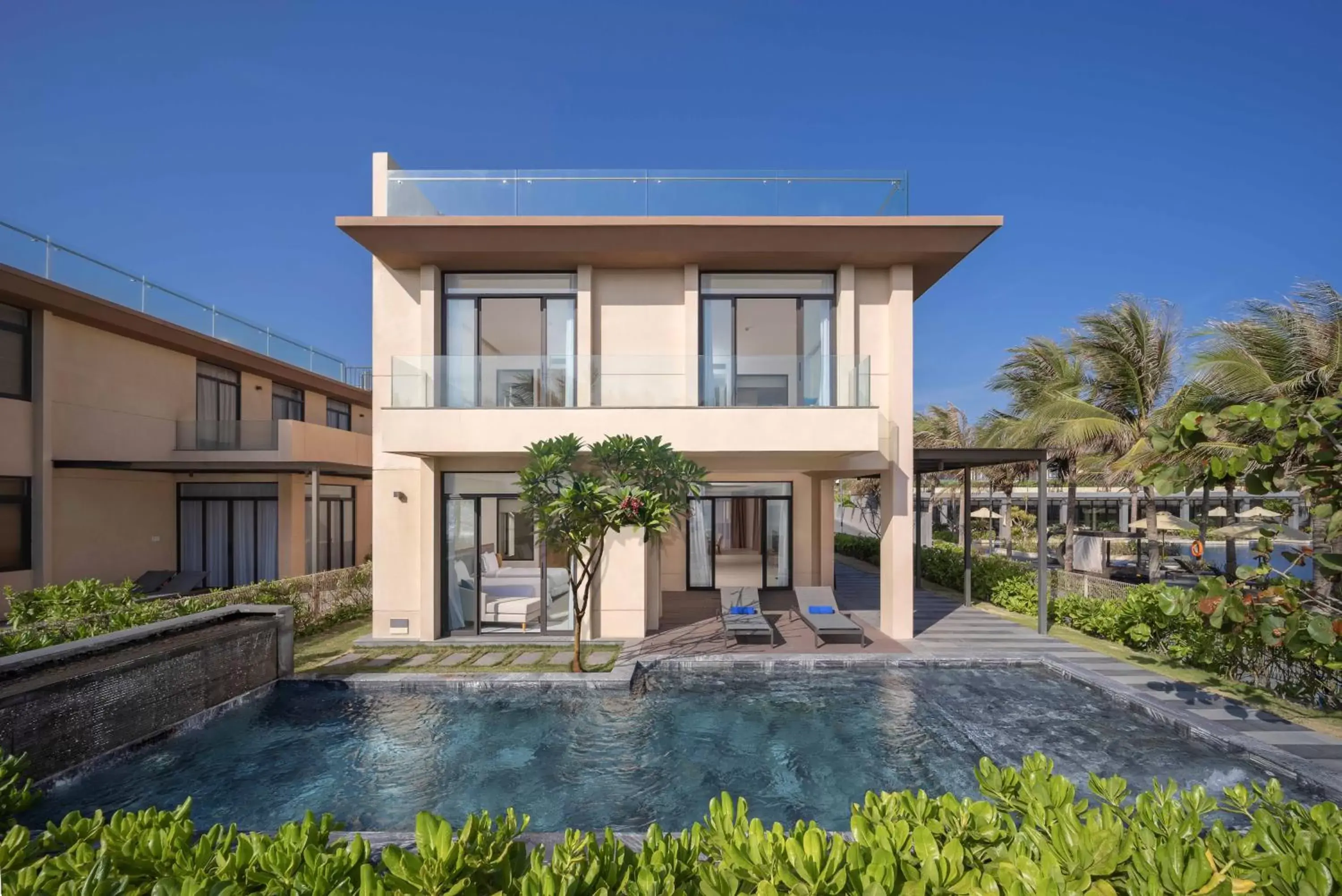 Beachfront Three-Bedroom Pool Villa in Wyndham Garden Cam Ranh Resort Beachfront Three-Bedroom Pool Villa in Wyndham Garden Cam Ranh Resort