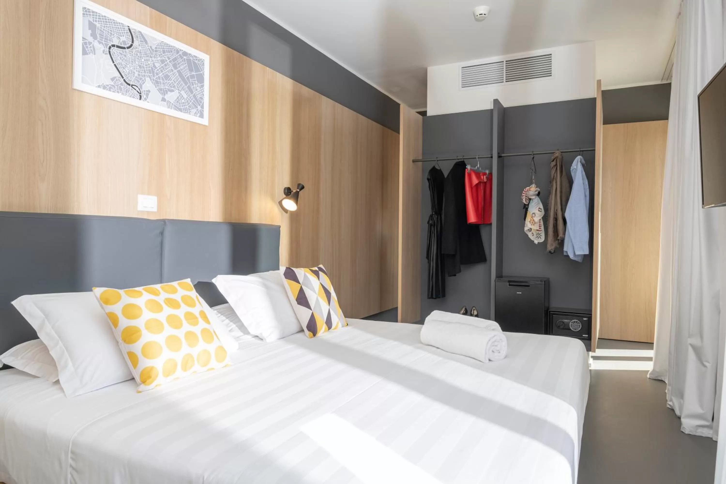 Bed in Camplus Hotel Roma Centro