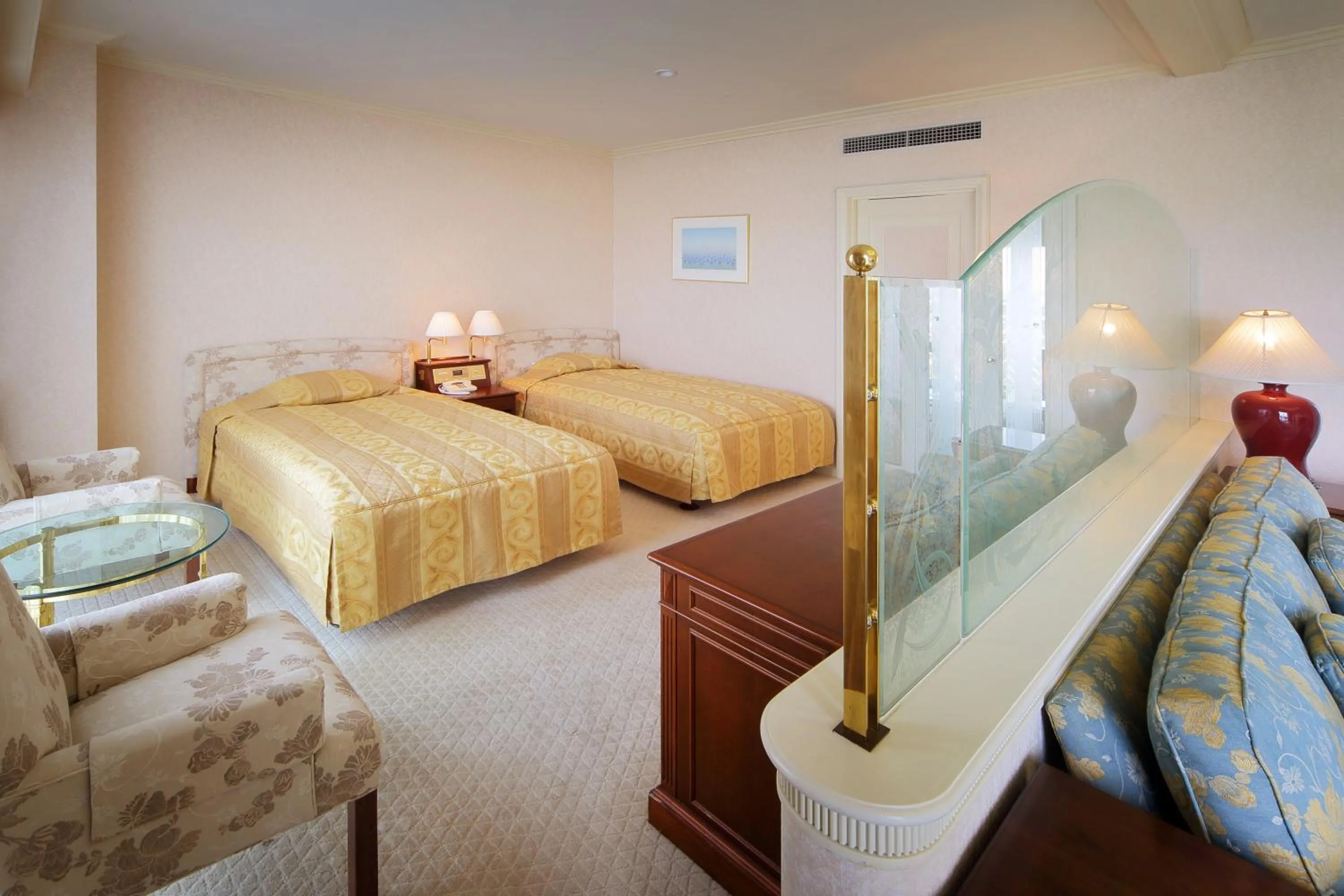 Photo of the whole room, Bed in Hotel Springs Makuhari