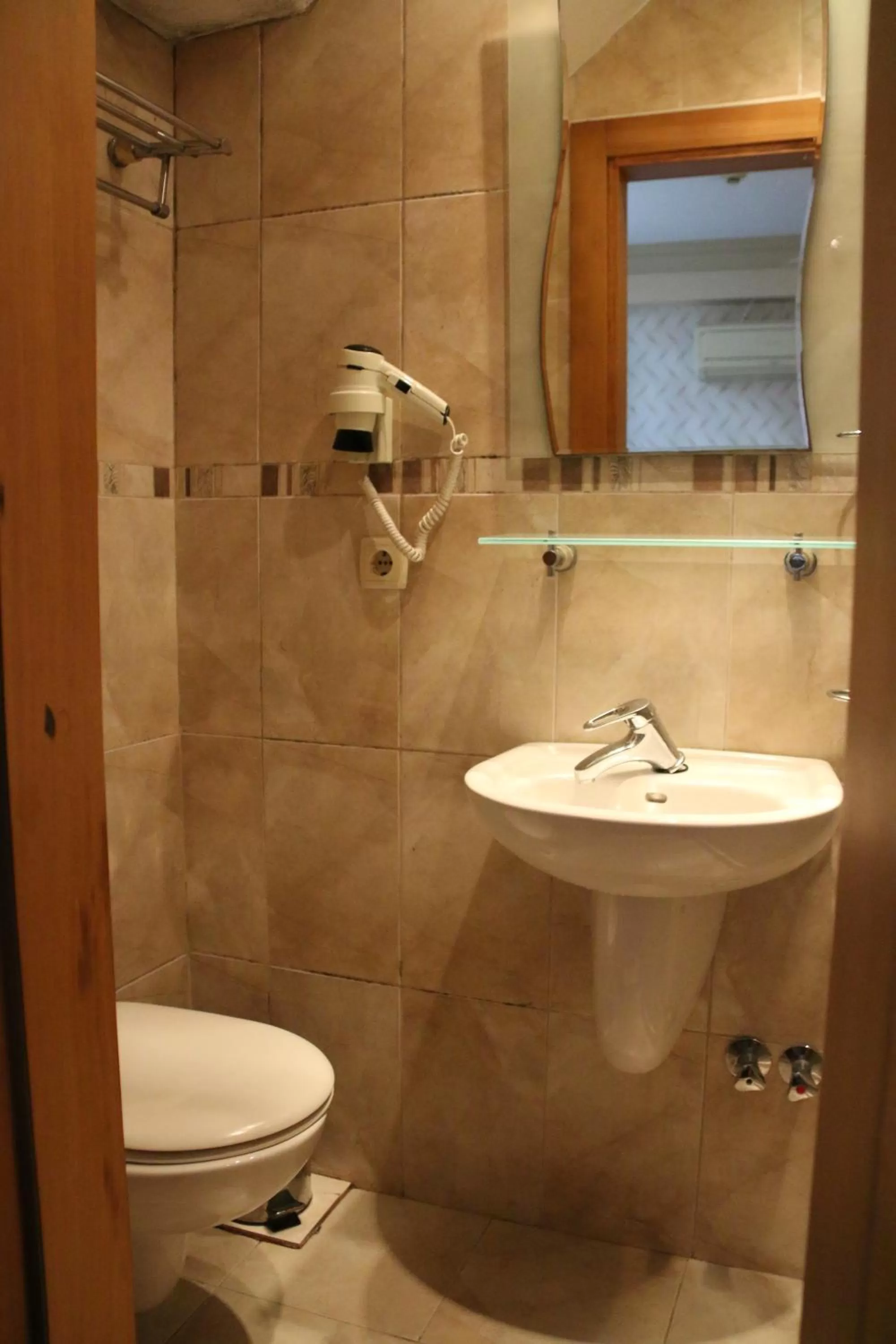 Bathroom in Grand Peninsula Hotel