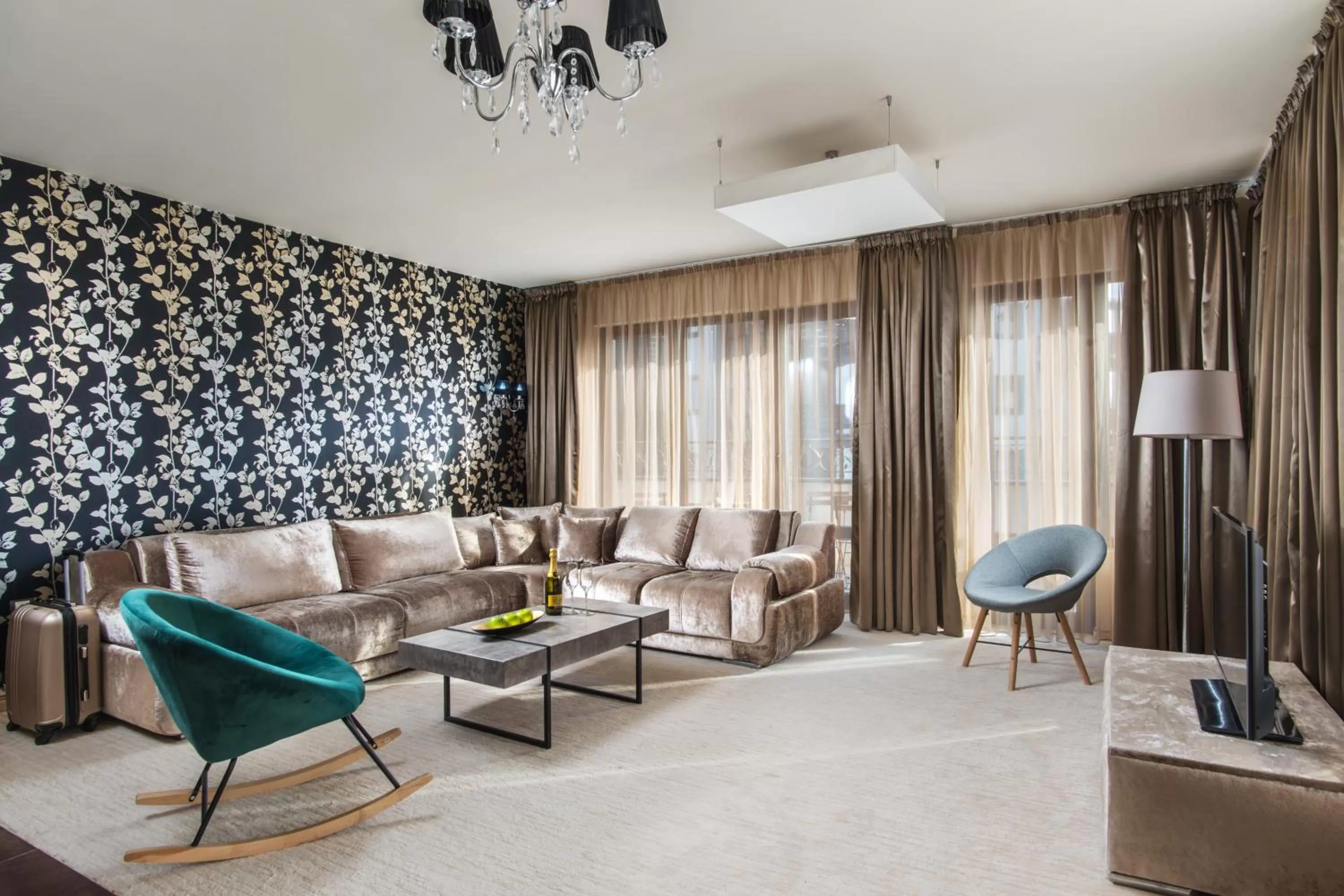 TV and multimedia in Ores Boutique Hotel