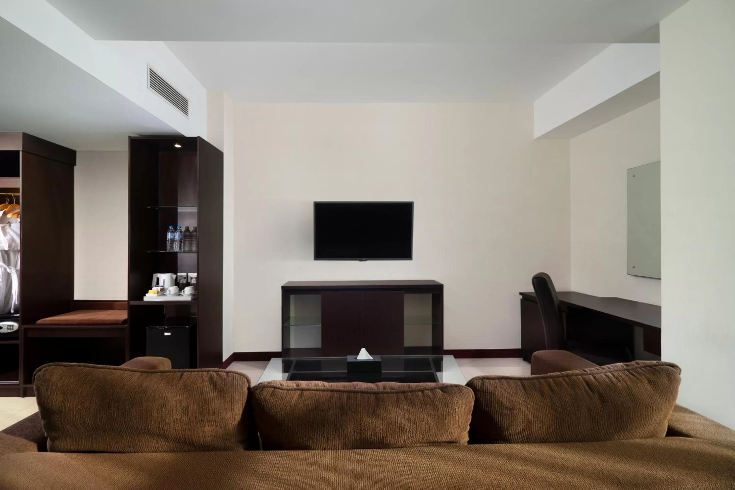 Guests in Best Western The Lagoon Hotel