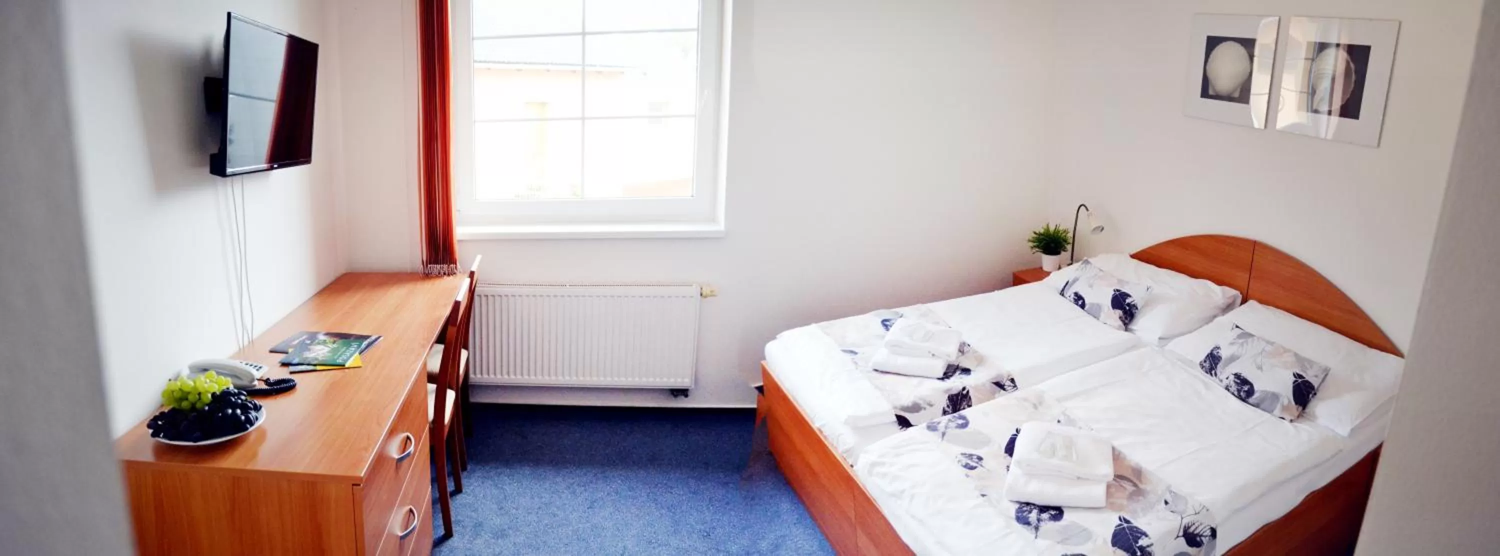 TV and multimedia, Bed in Hotel S-centrum