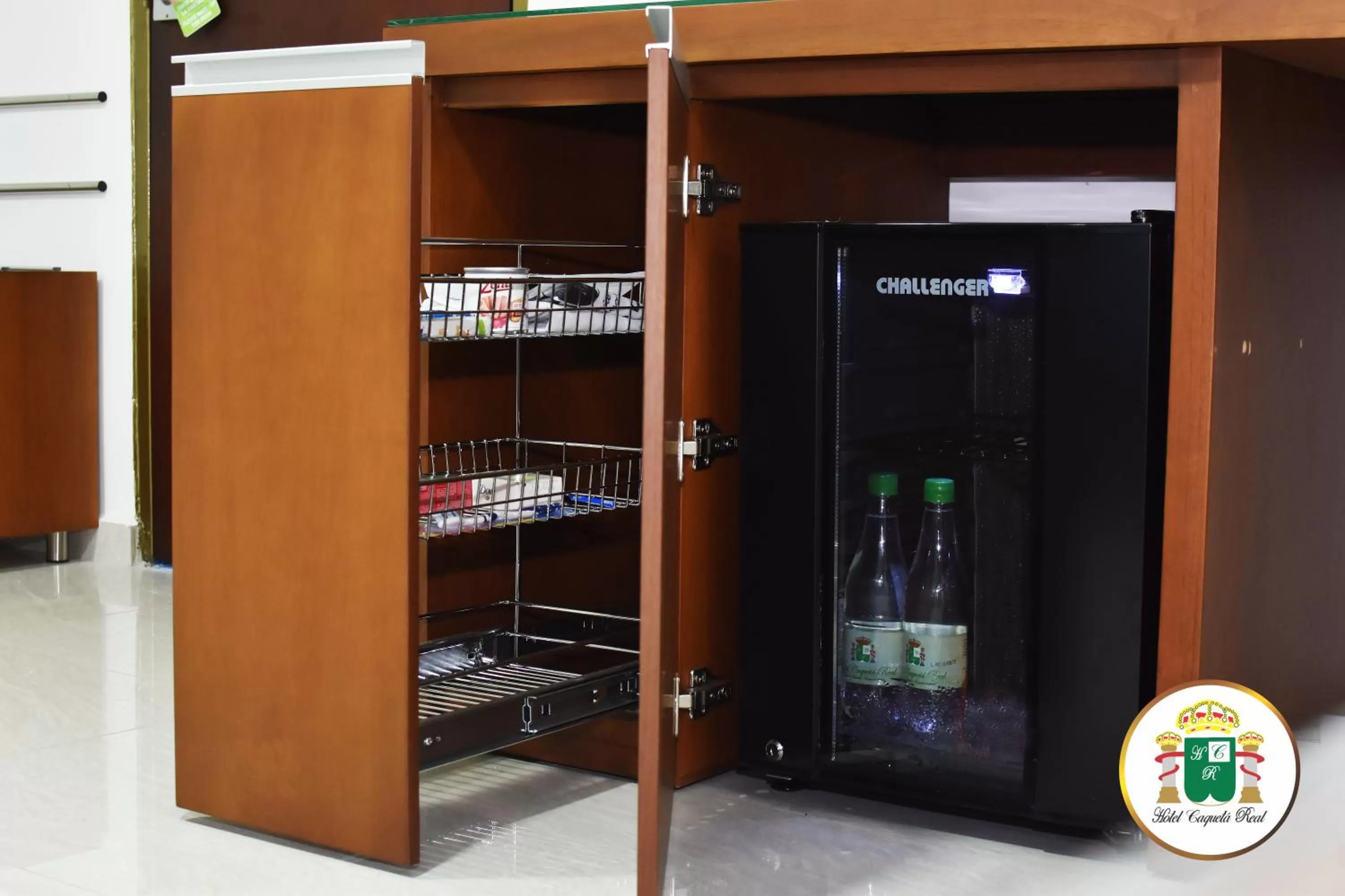 Food and drinks, Supermarket/Shops in Hotel Caquetá Real HSC