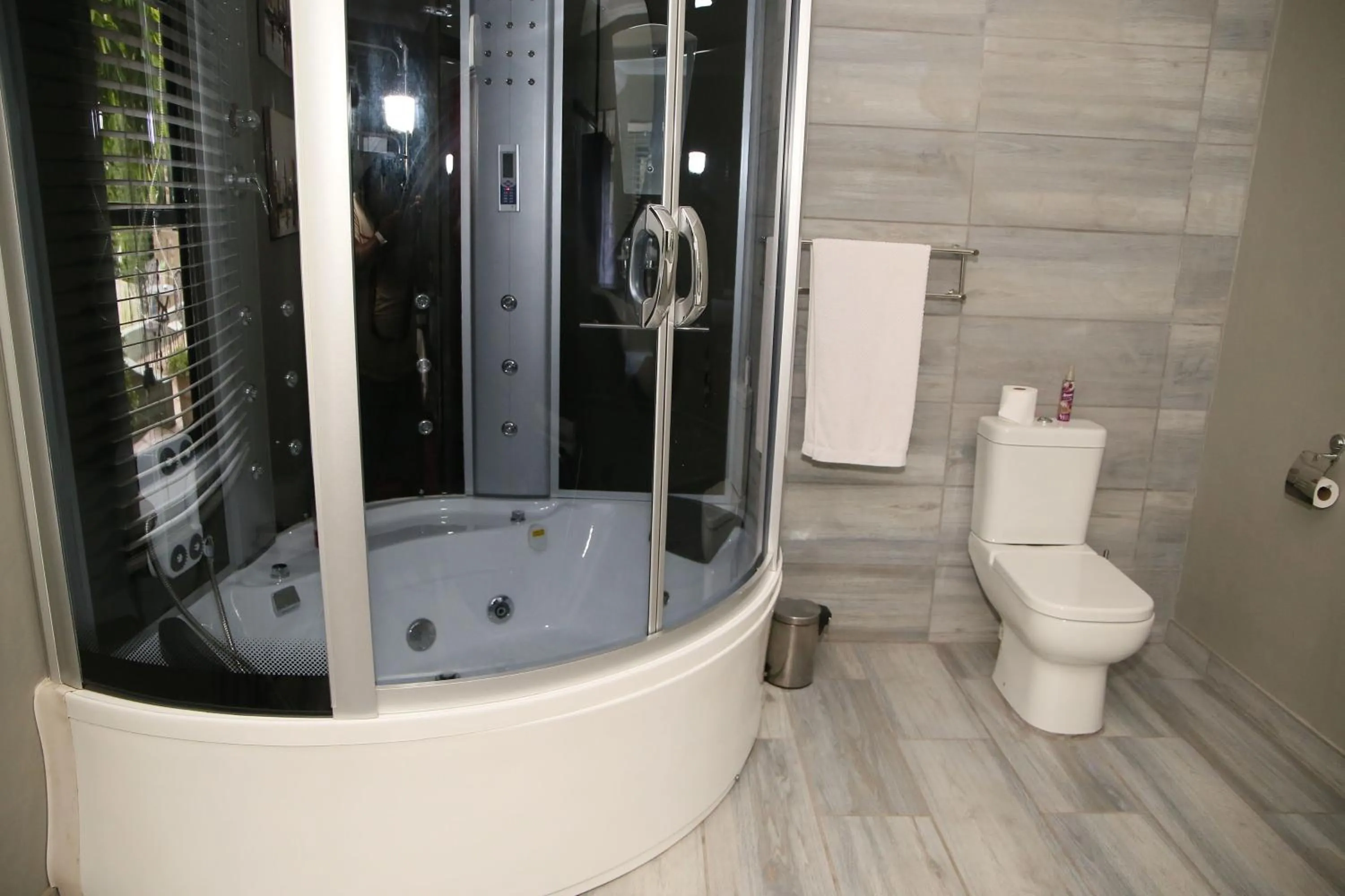 Moonriver Guesthouse