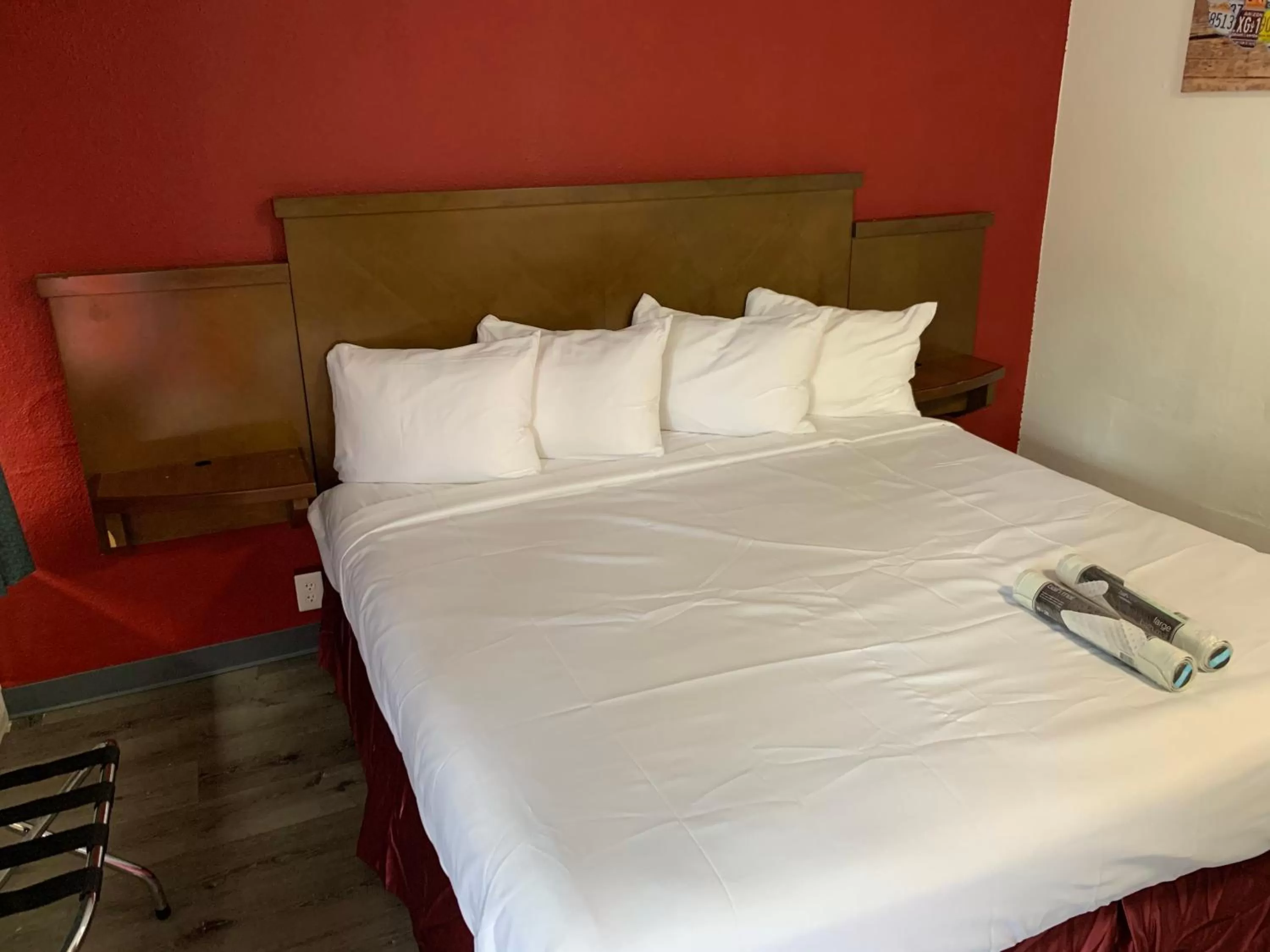 Bed in Rodeway Inn Augusta North Washington Road